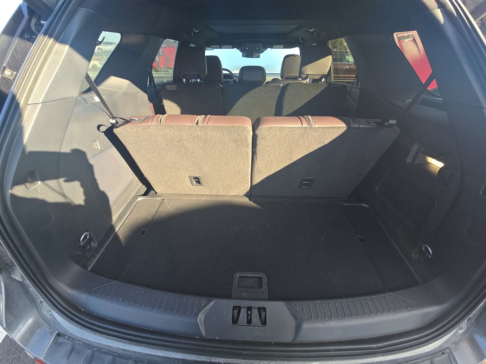 2025 Ford Explorer Platinum AWD