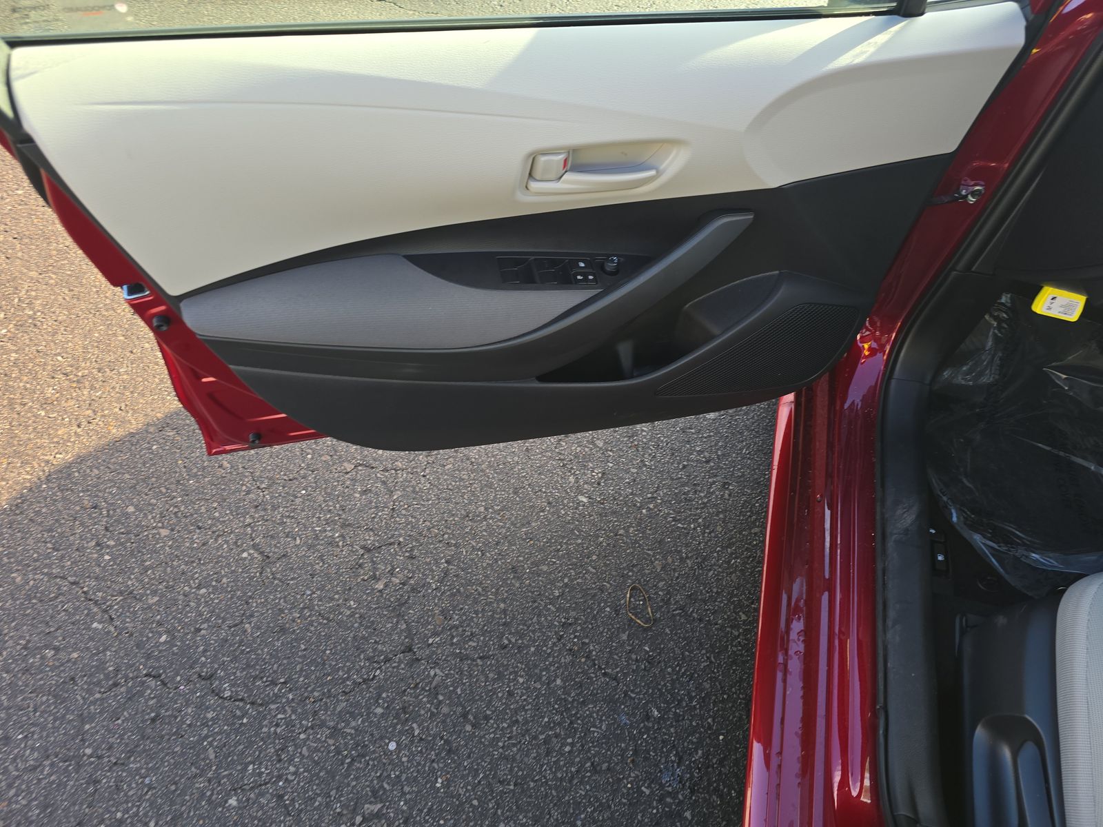 2025 Toyota Corolla LE FWD