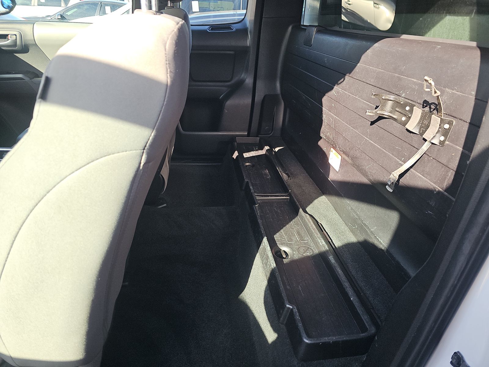 2022 Toyota Tacoma SR RWD