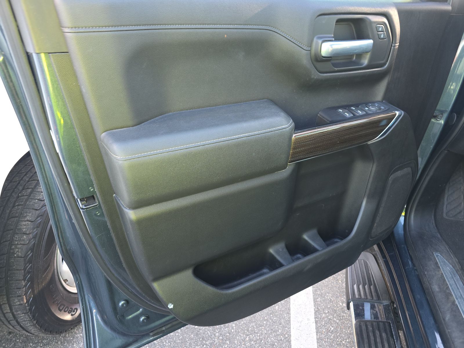 2019 Chevrolet Silverado 1500 RST RWD