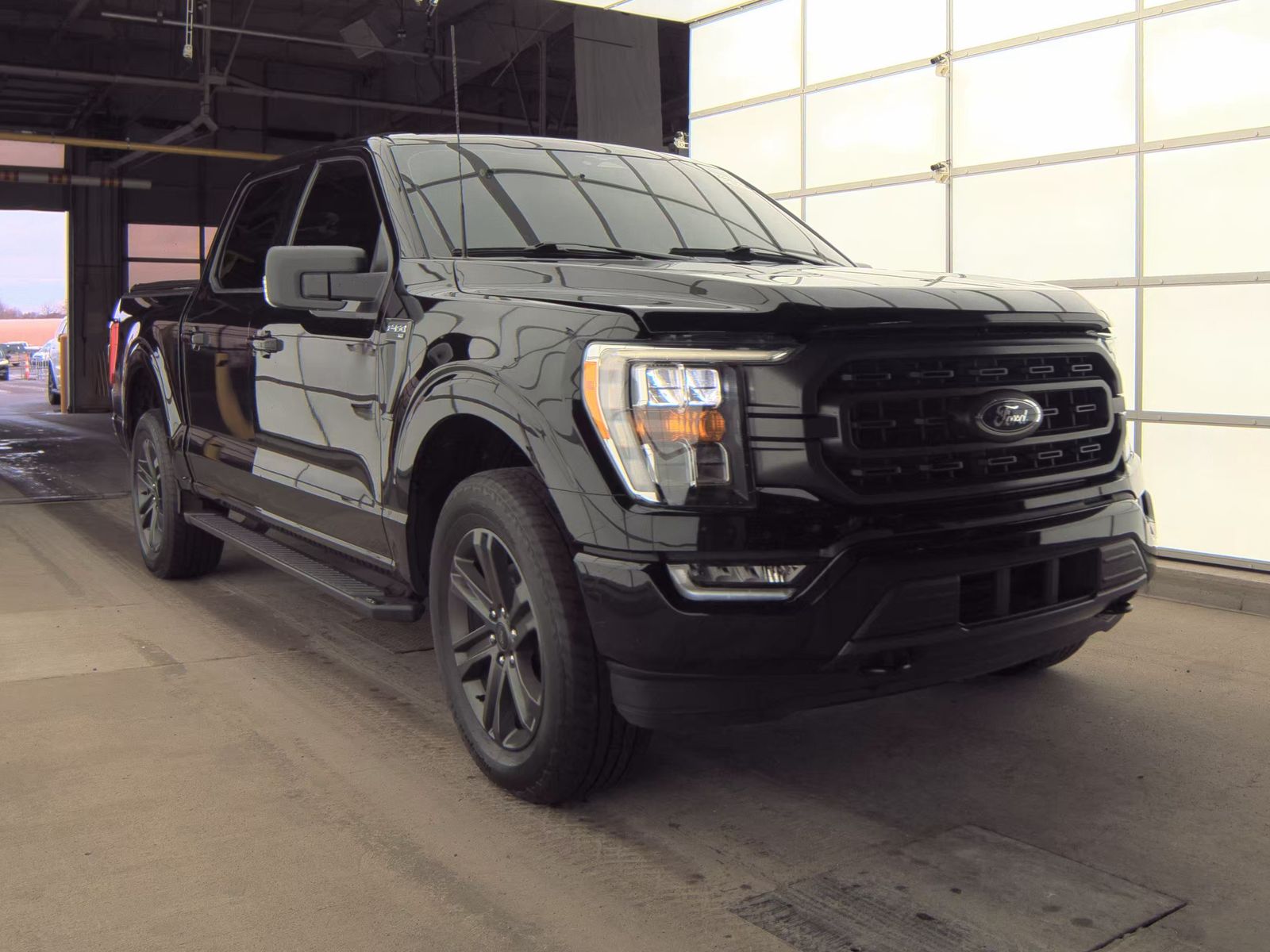 2023 Ford F-150 XLT AWD