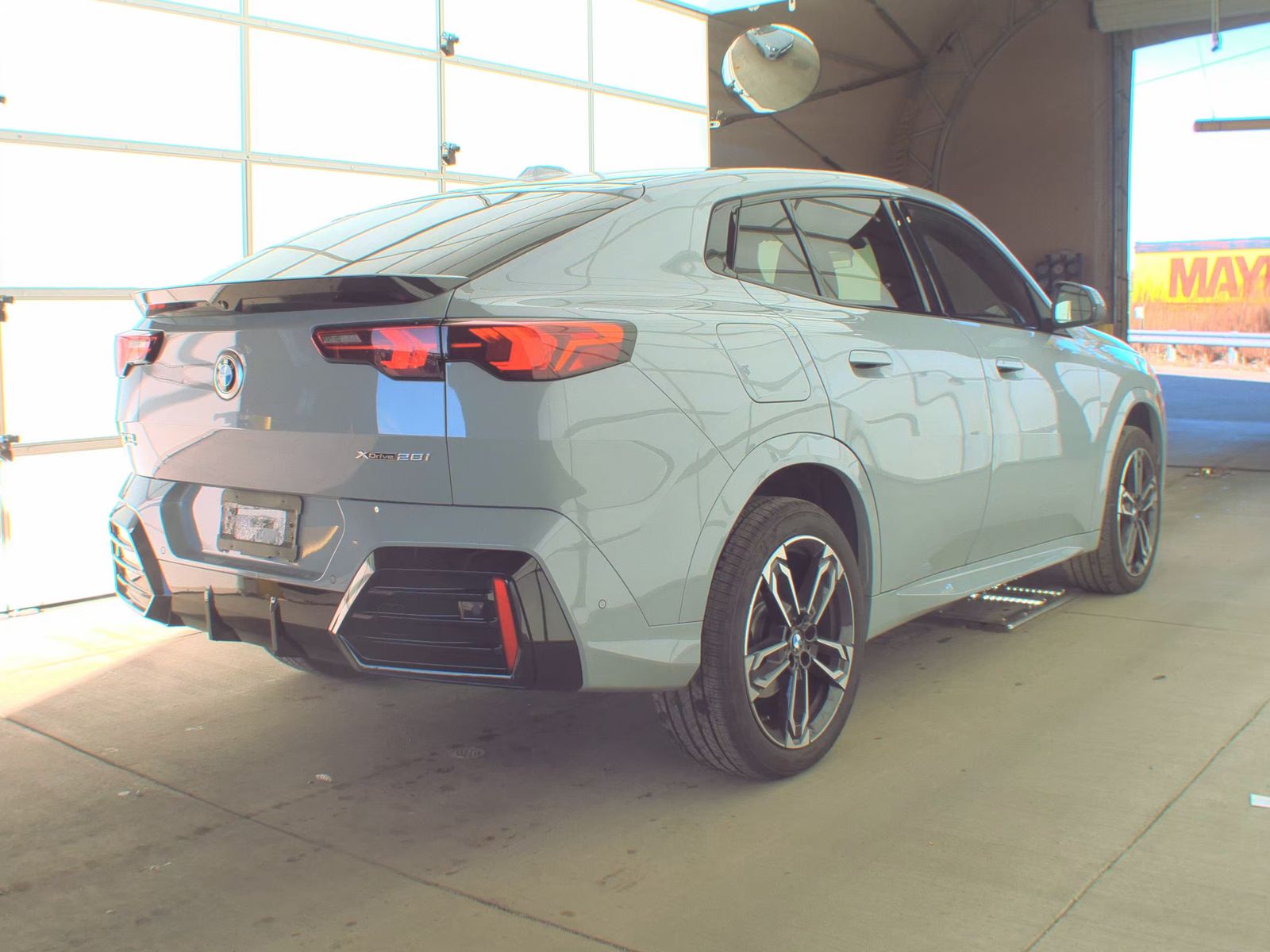 2025 BMW X2 xDrive28i AWD