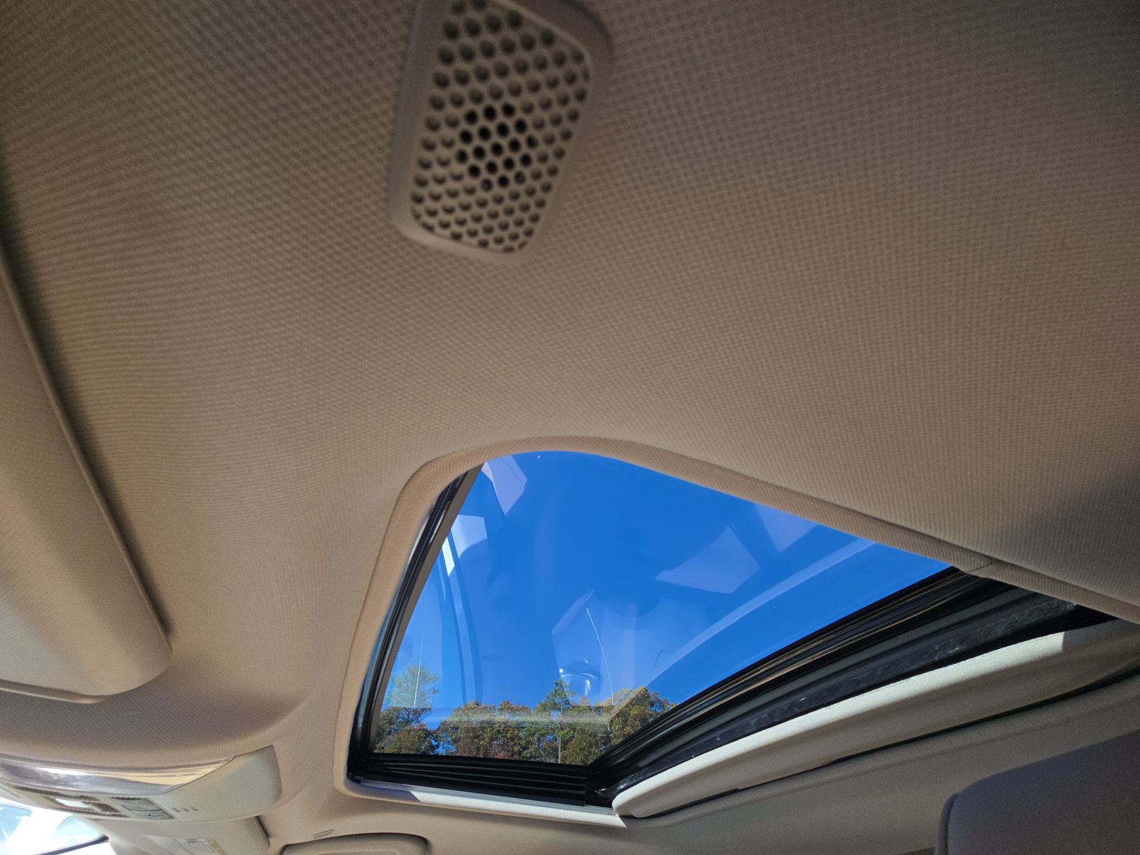 2024 Toyota RAV4 XLE Premium FWD