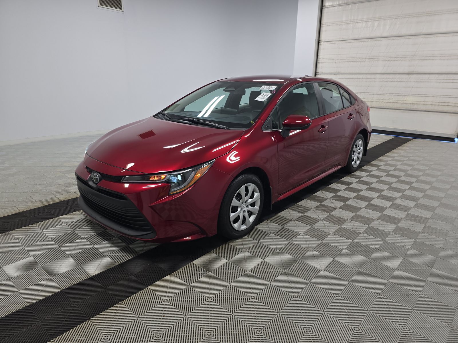 2025 Toyota Corolla LE FWD