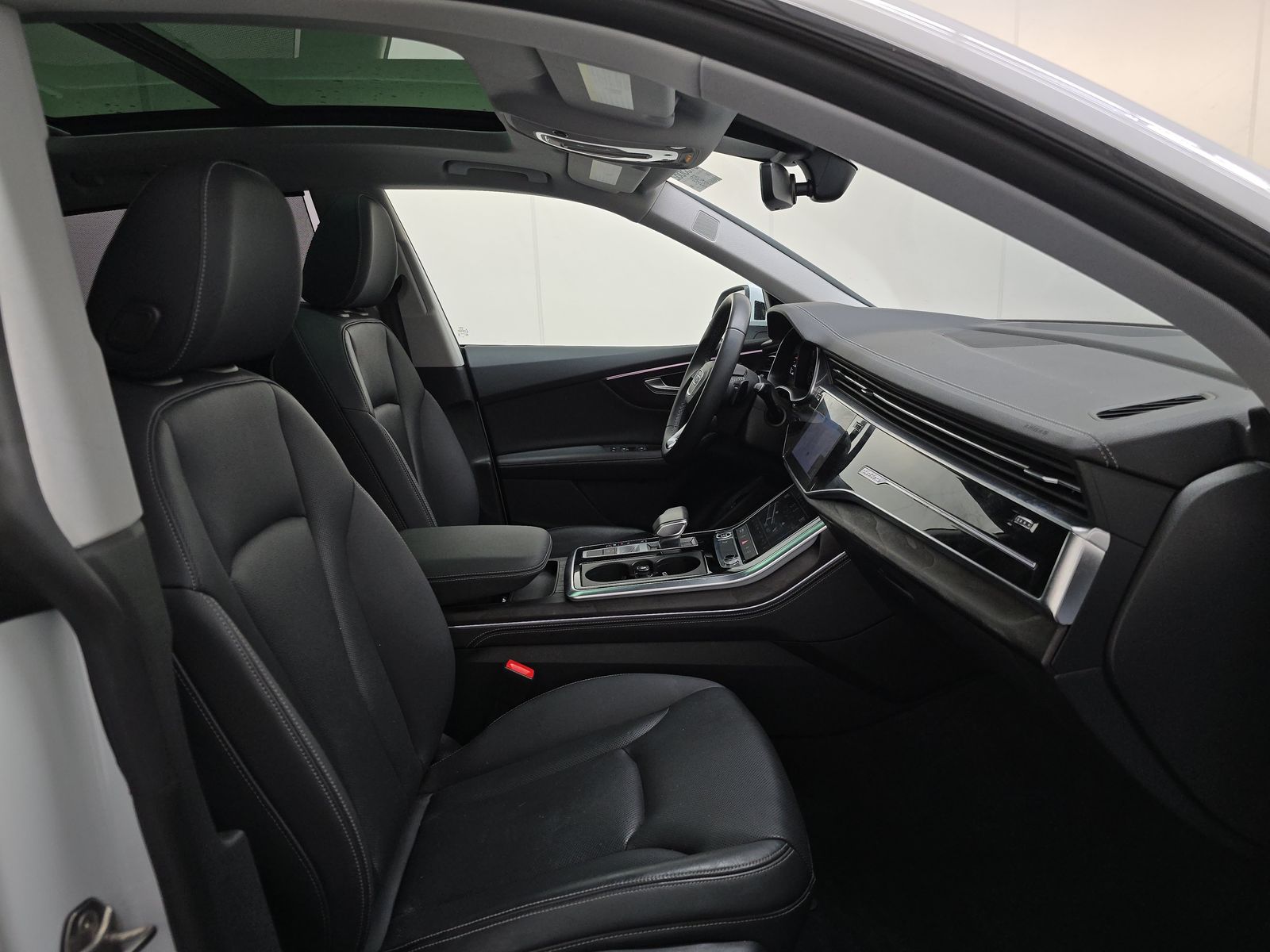 2023 Audi Q8 Premium Plus AWD