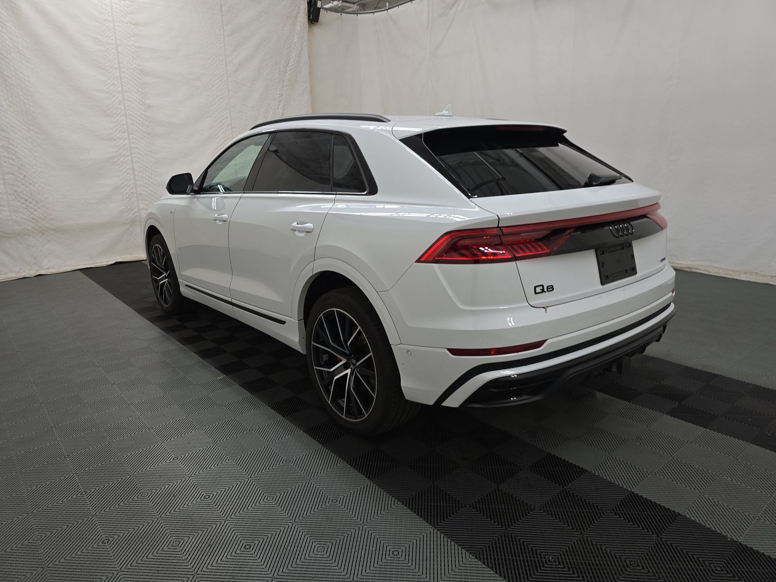 2023 Audi Q8 Premium Plus AWD