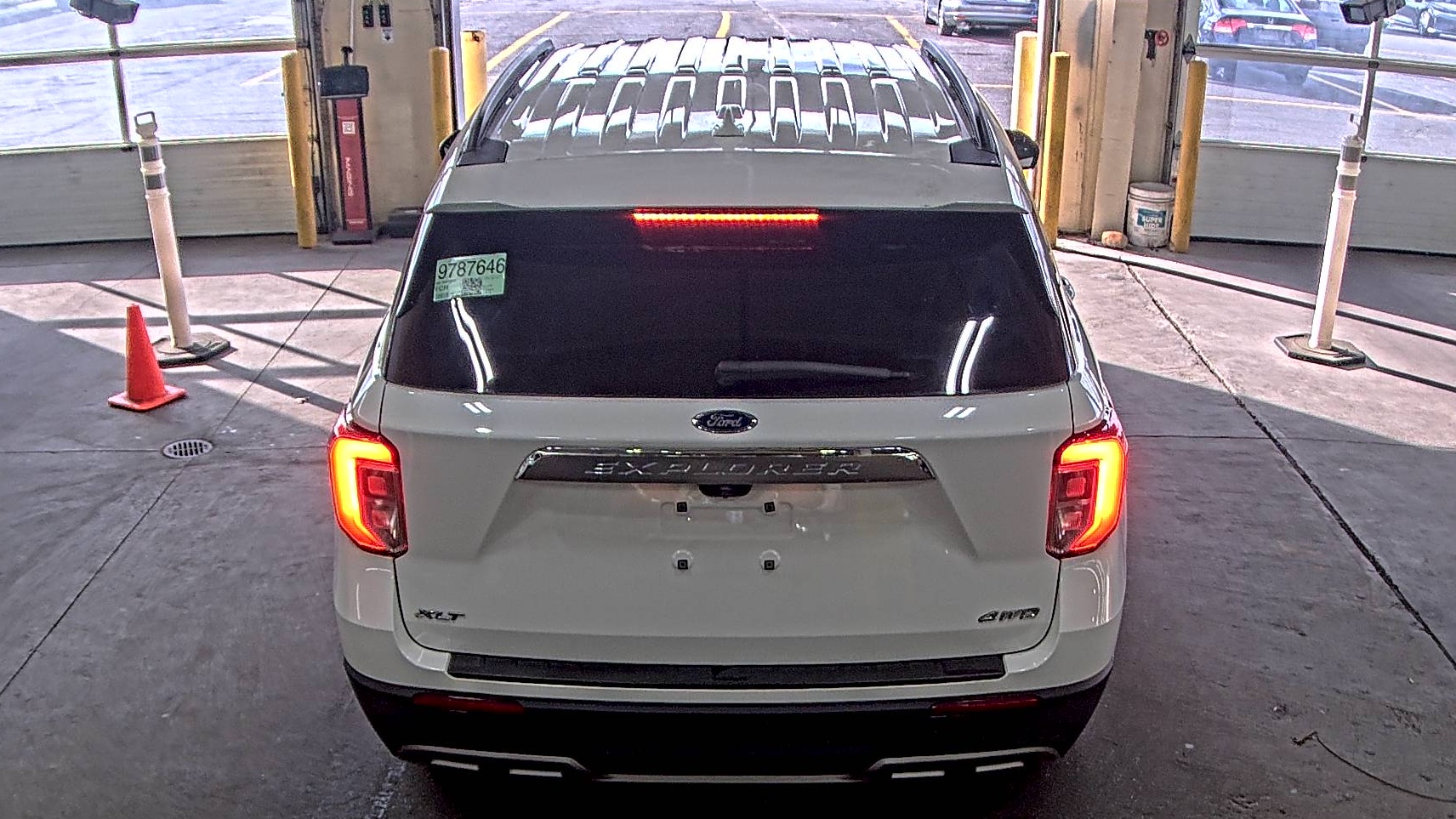 2022 Ford Explorer XLT AWD