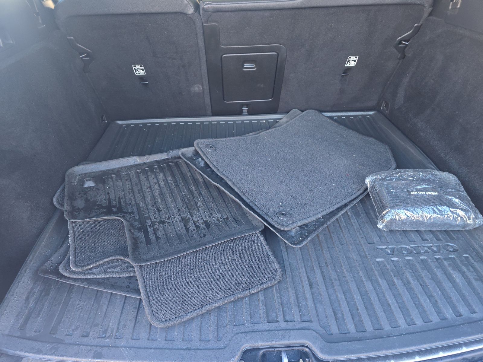 2023 Volvo XC60 B5 Plus FWD