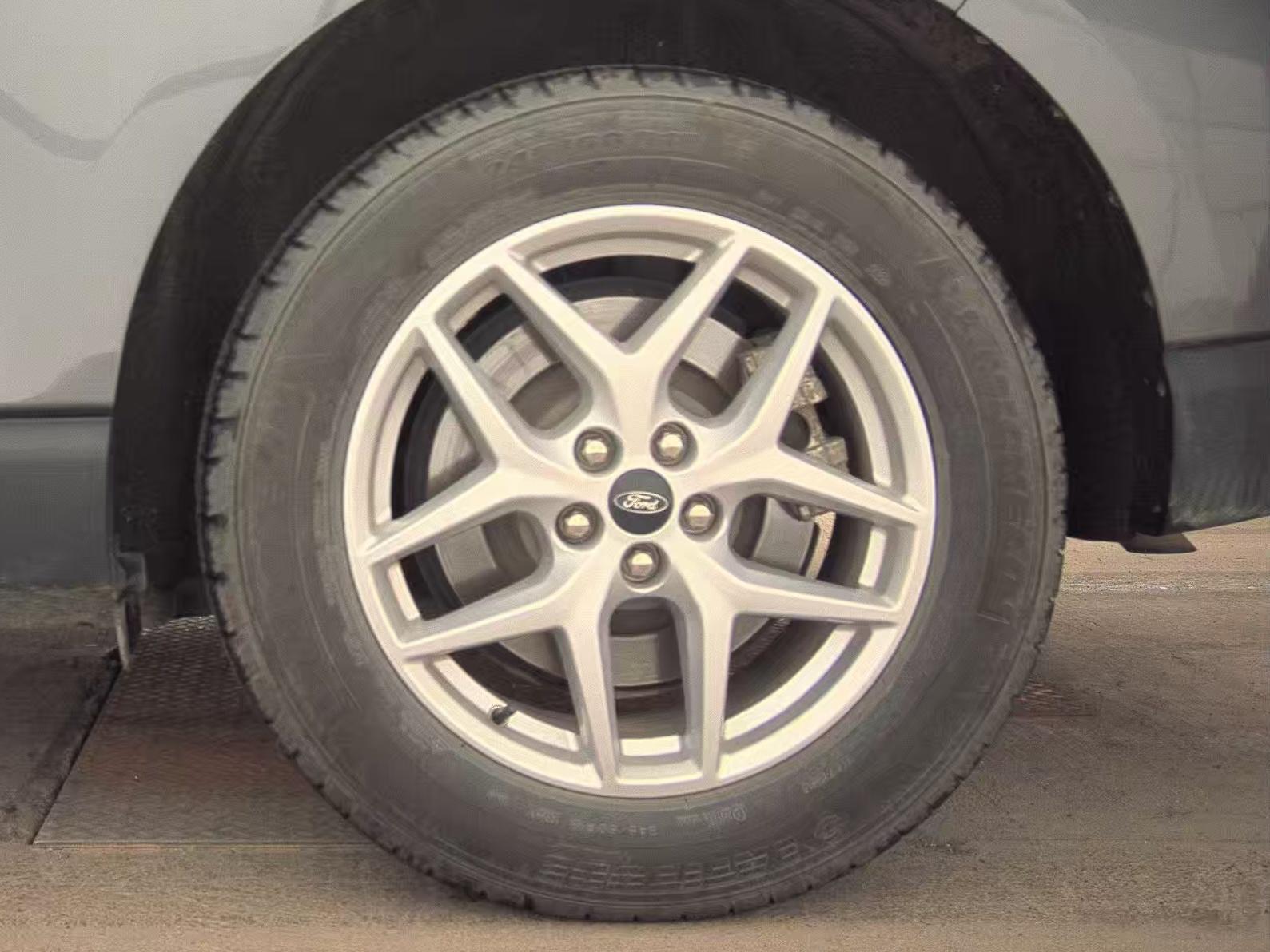 2023 Ford Edge SEL AWD