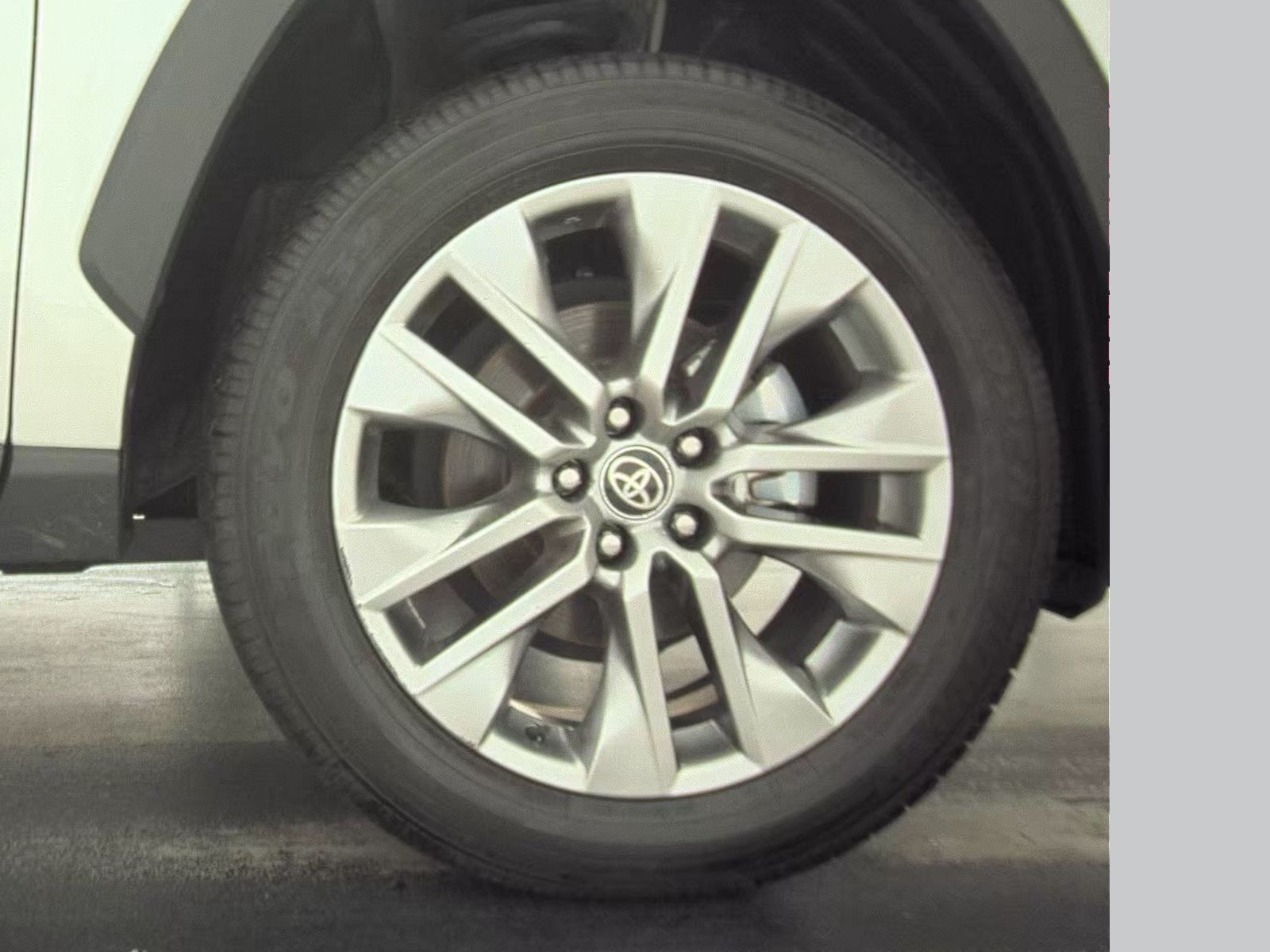 2024 Toyota RAV4 XLE Premium FWD