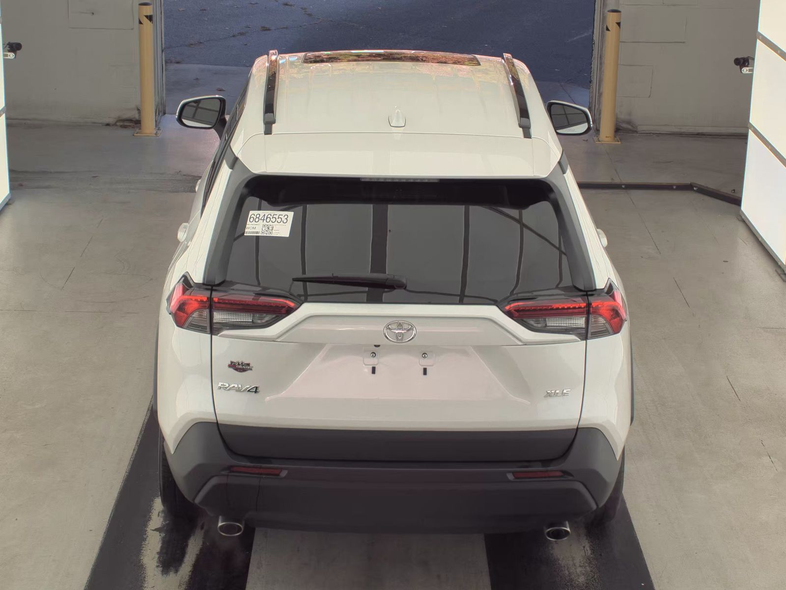 2024 Toyota RAV4 XLE Premium FWD