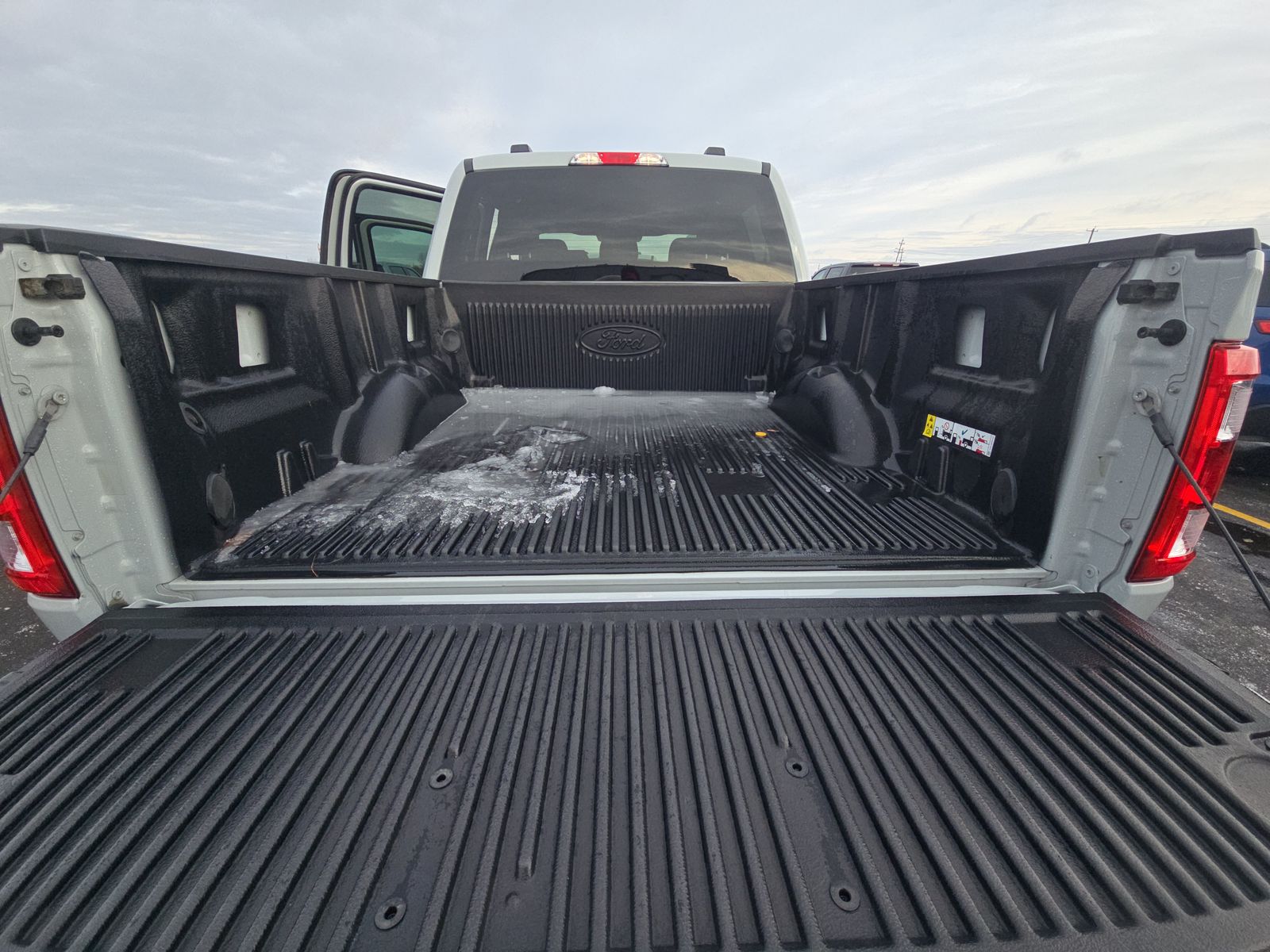 2023 Ford F-150 XL AWD