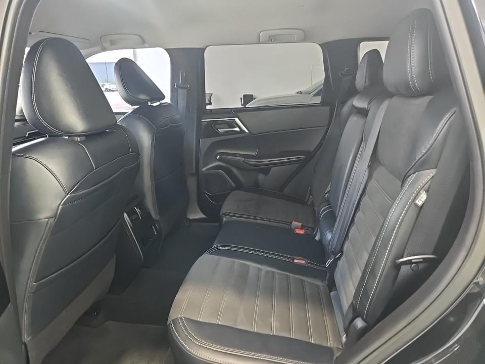 2024 Mitsubishi Outlander SE AWD