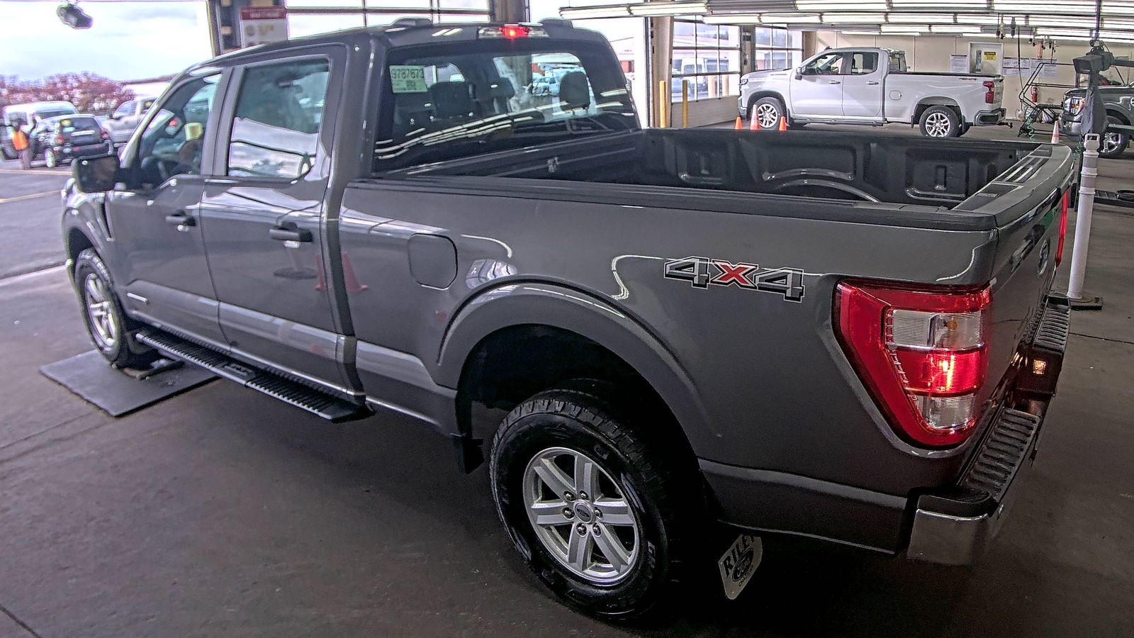 2022 Ford F-150 Hybrid XL AWD