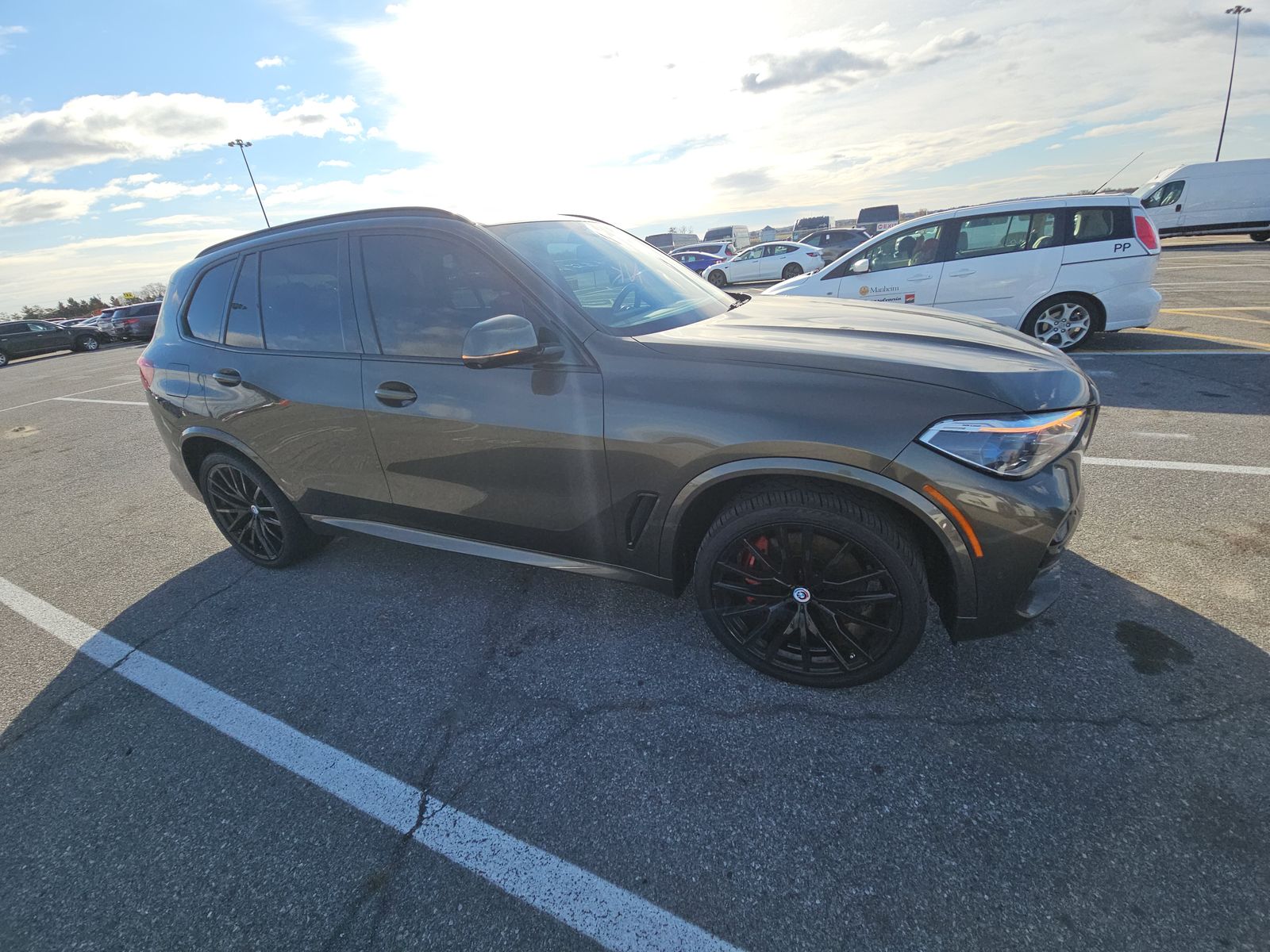 2022 BMW X5 M50i AWD