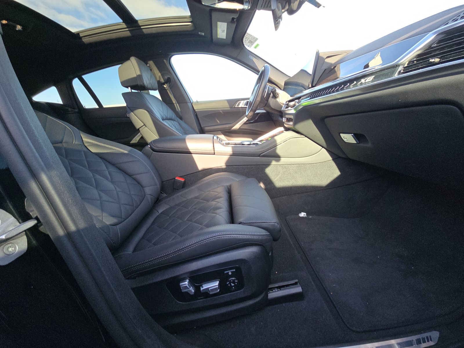 2024 BMW X6 xDrive40i AWD