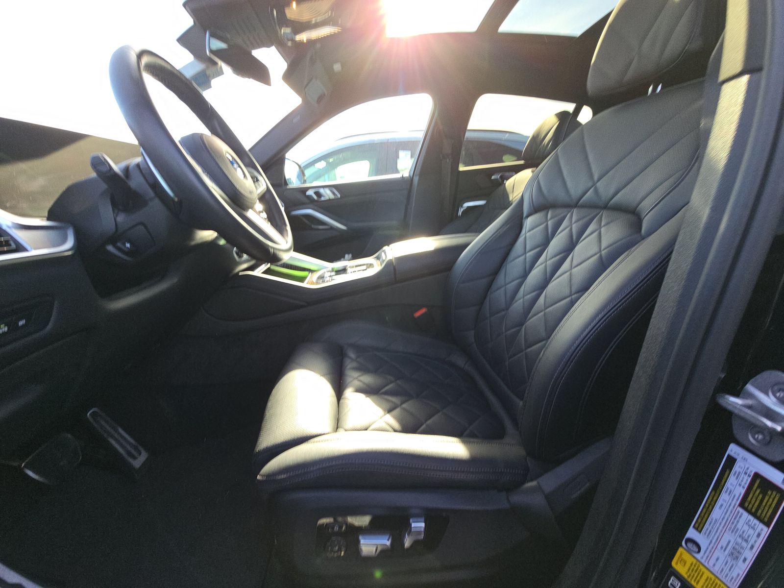 2024 BMW X6 xDrive40i AWD