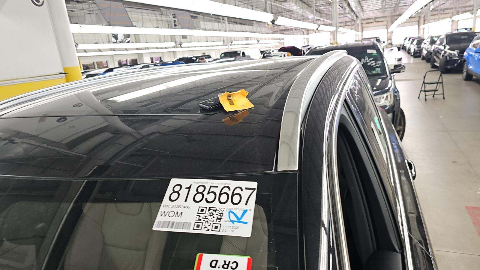 2025 Volvo XC90 B6 Plus AWD