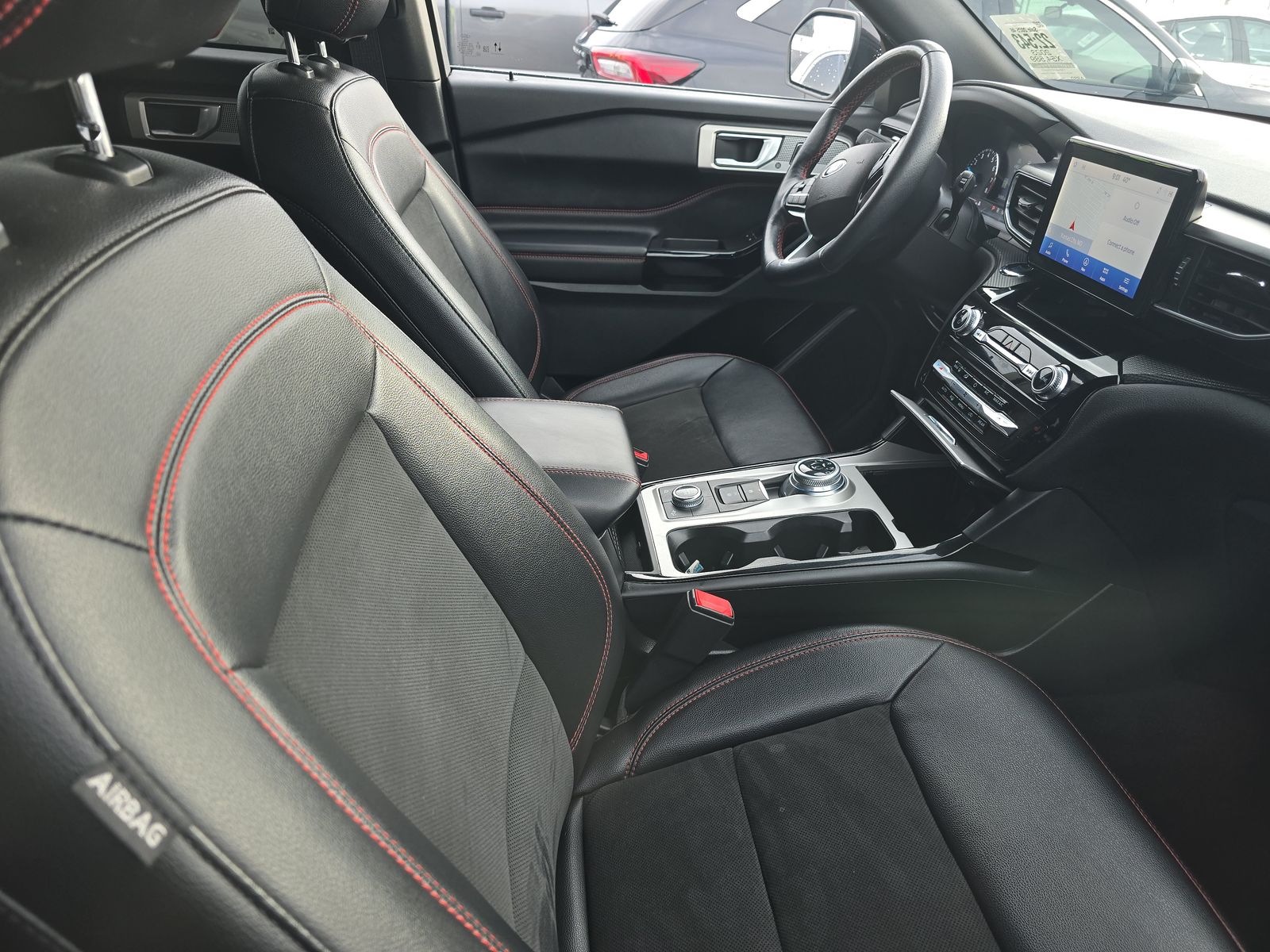 2023 Ford Explorer ST-Line AWD