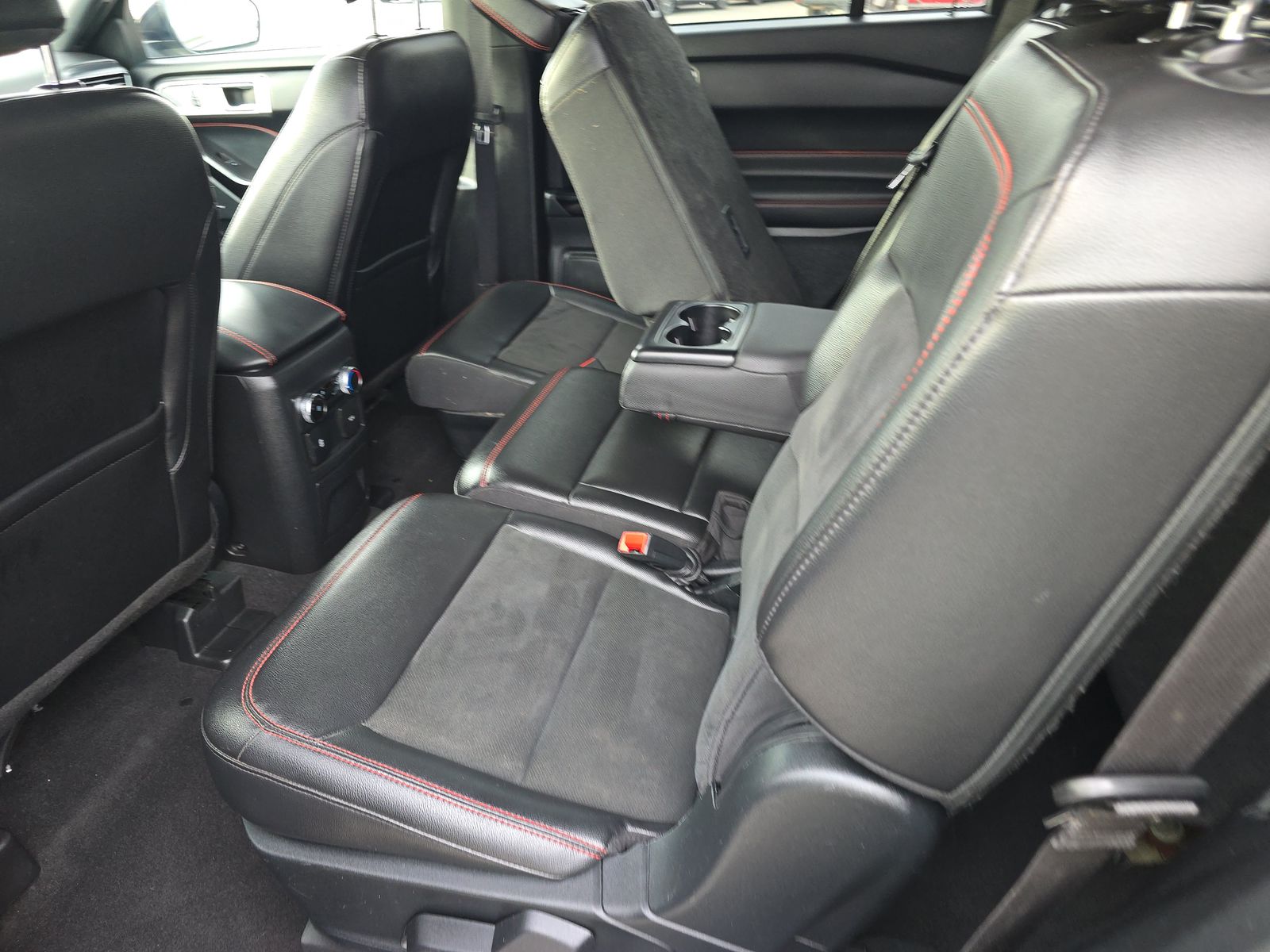 2023 Ford Explorer ST-Line AWD