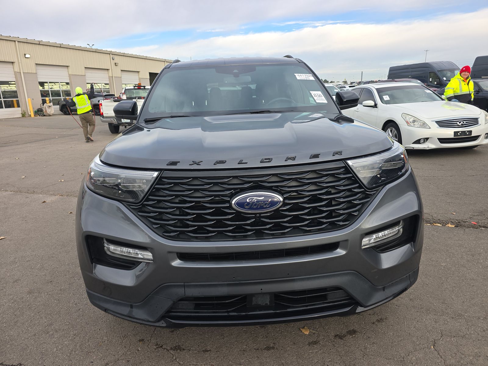 2023 Ford Explorer ST-Line AWD