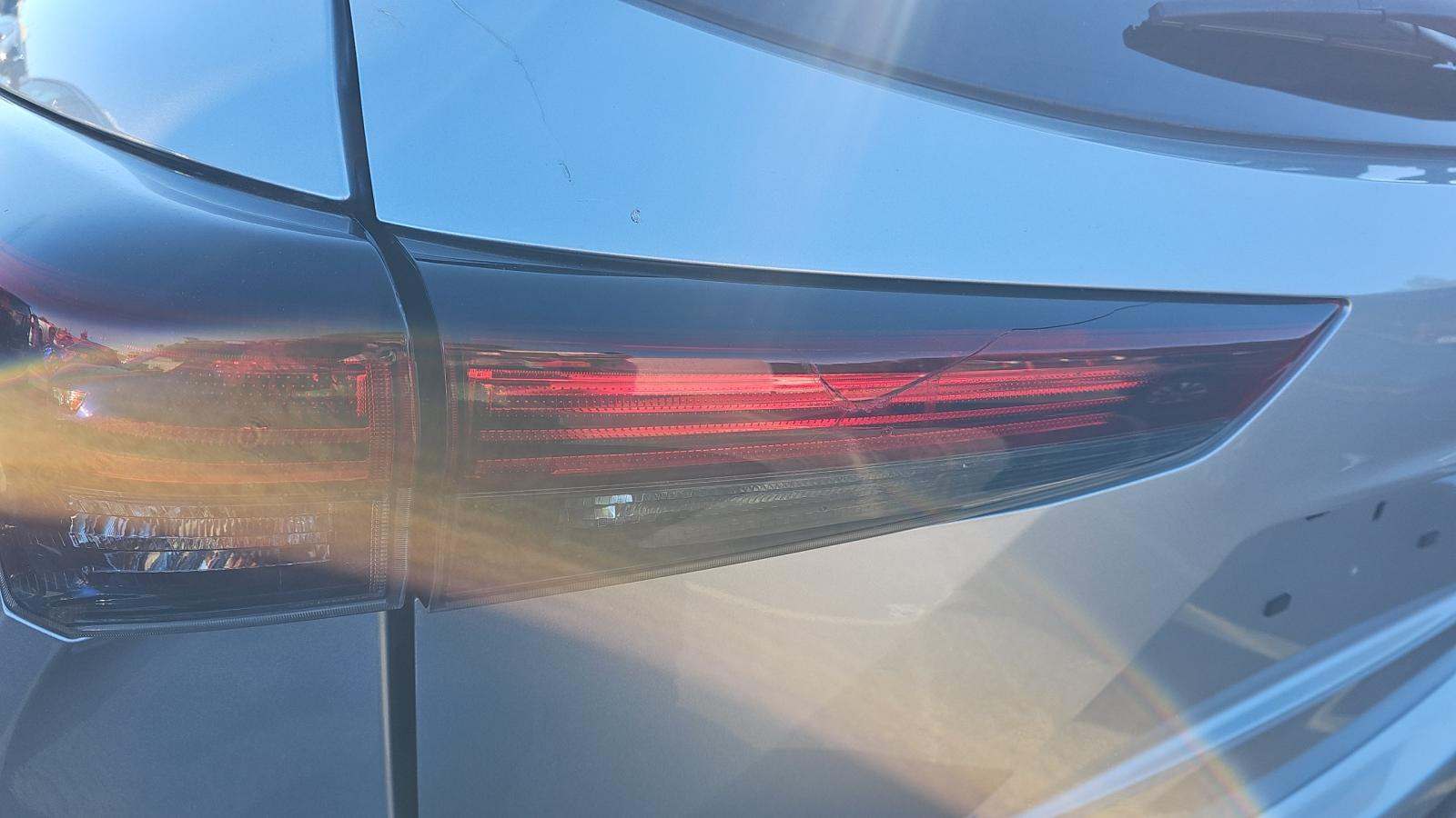 2024 Toyota Highlander LE FWD