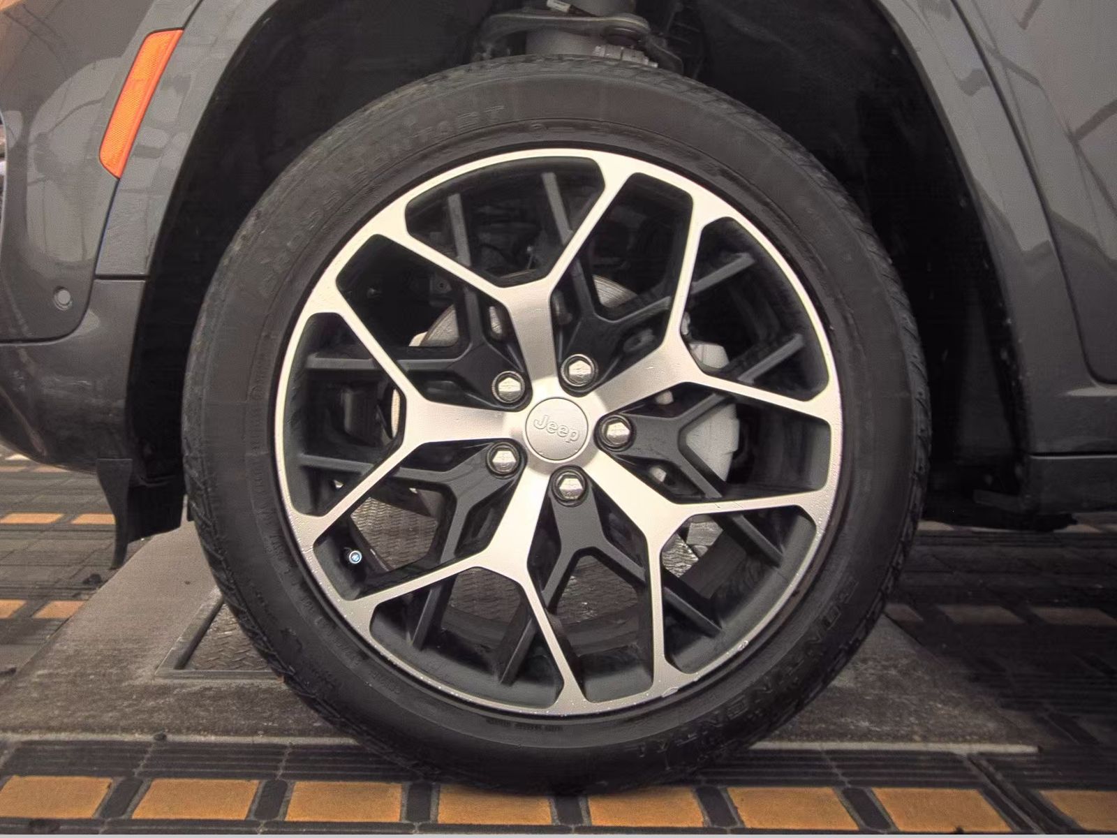 2022 Jeep Grand Cherokee Summit Reserve AWD