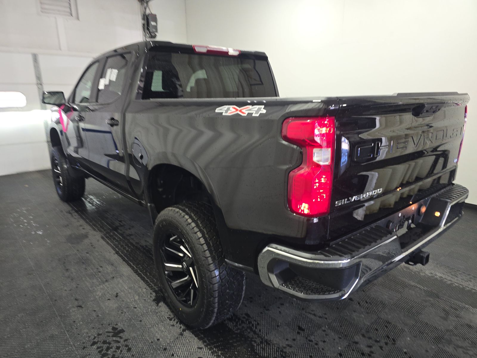 2025 Chevrolet Silverado 1500 LT AWD