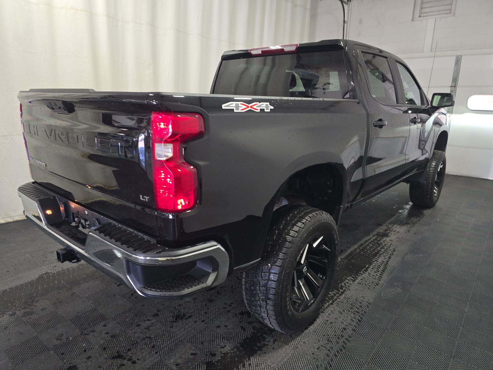 2025 Chevrolet Silverado 1500 LT AWD