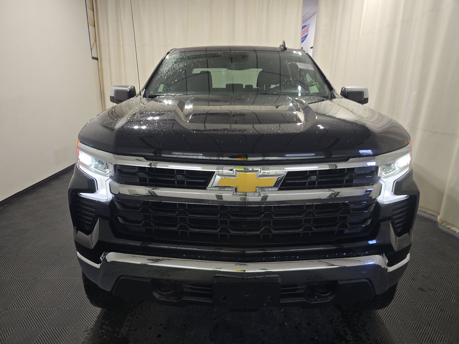 2025 Chevrolet Silverado 1500 LT AWD