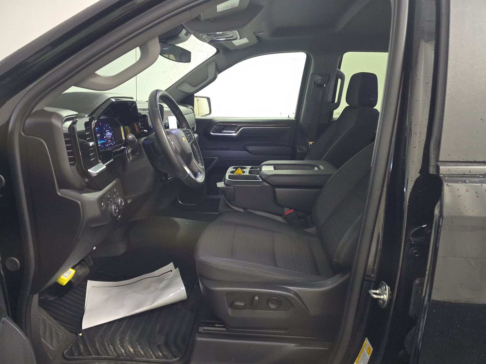 2025 Chevrolet Silverado 1500 LT AWD