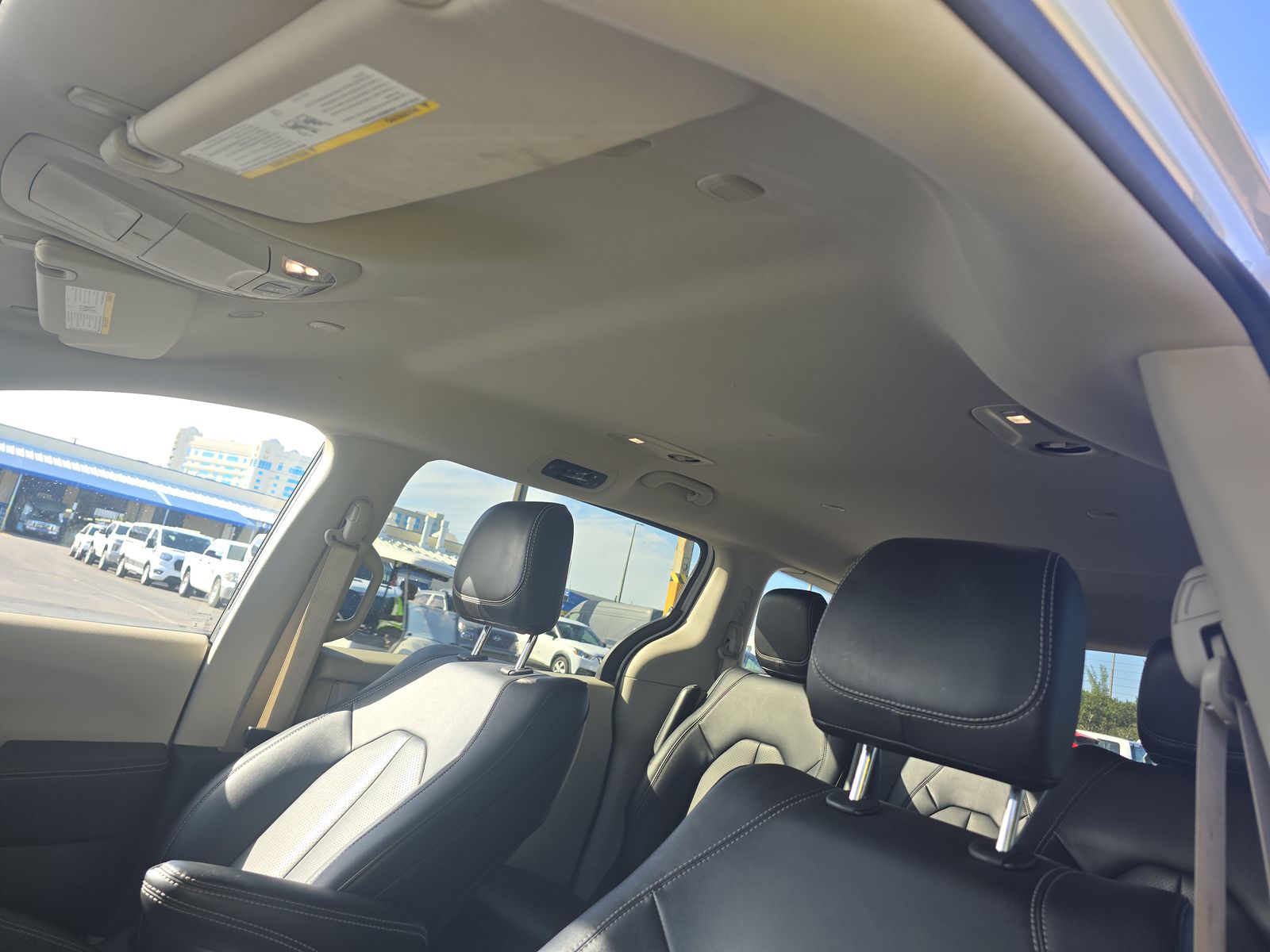 2024 Chrysler Pacifica Hybrid Select FWD