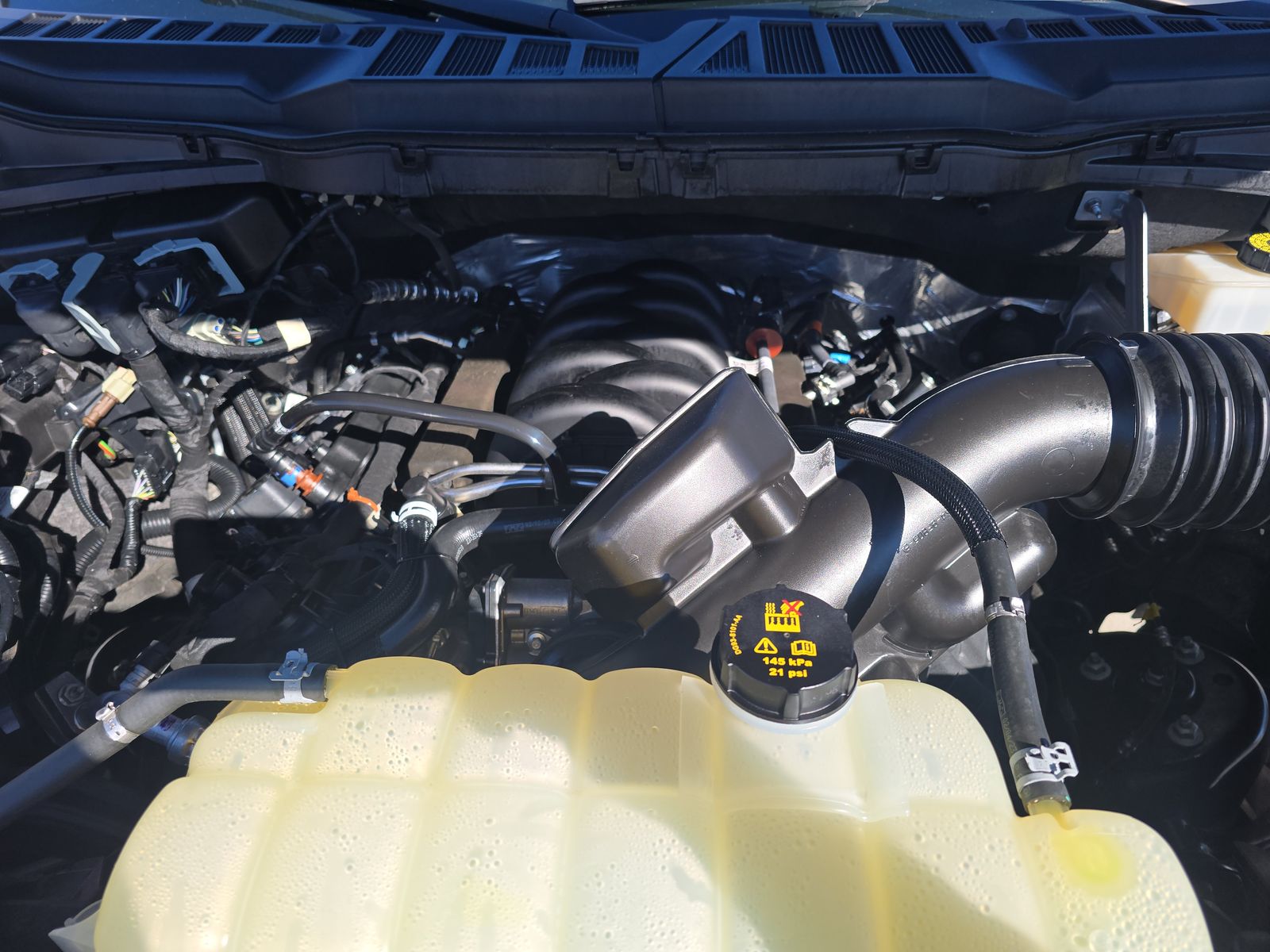 2023 Ford F-150 Lariat AWD