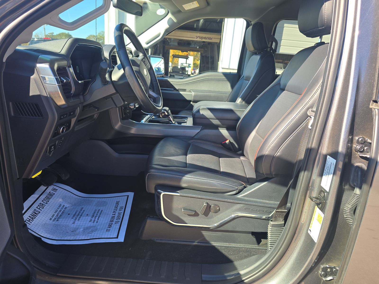 2023 Ford F-150 Lariat AWD