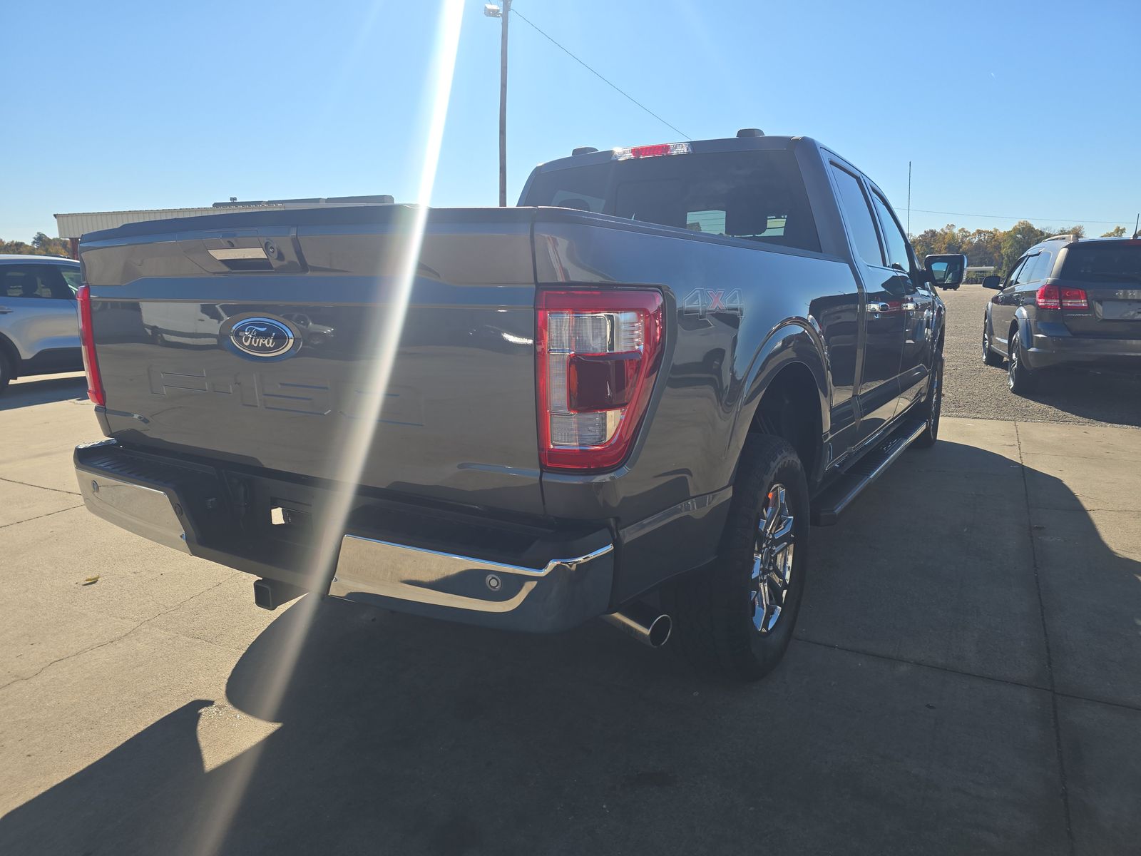 2023 Ford F-150 Lariat AWD