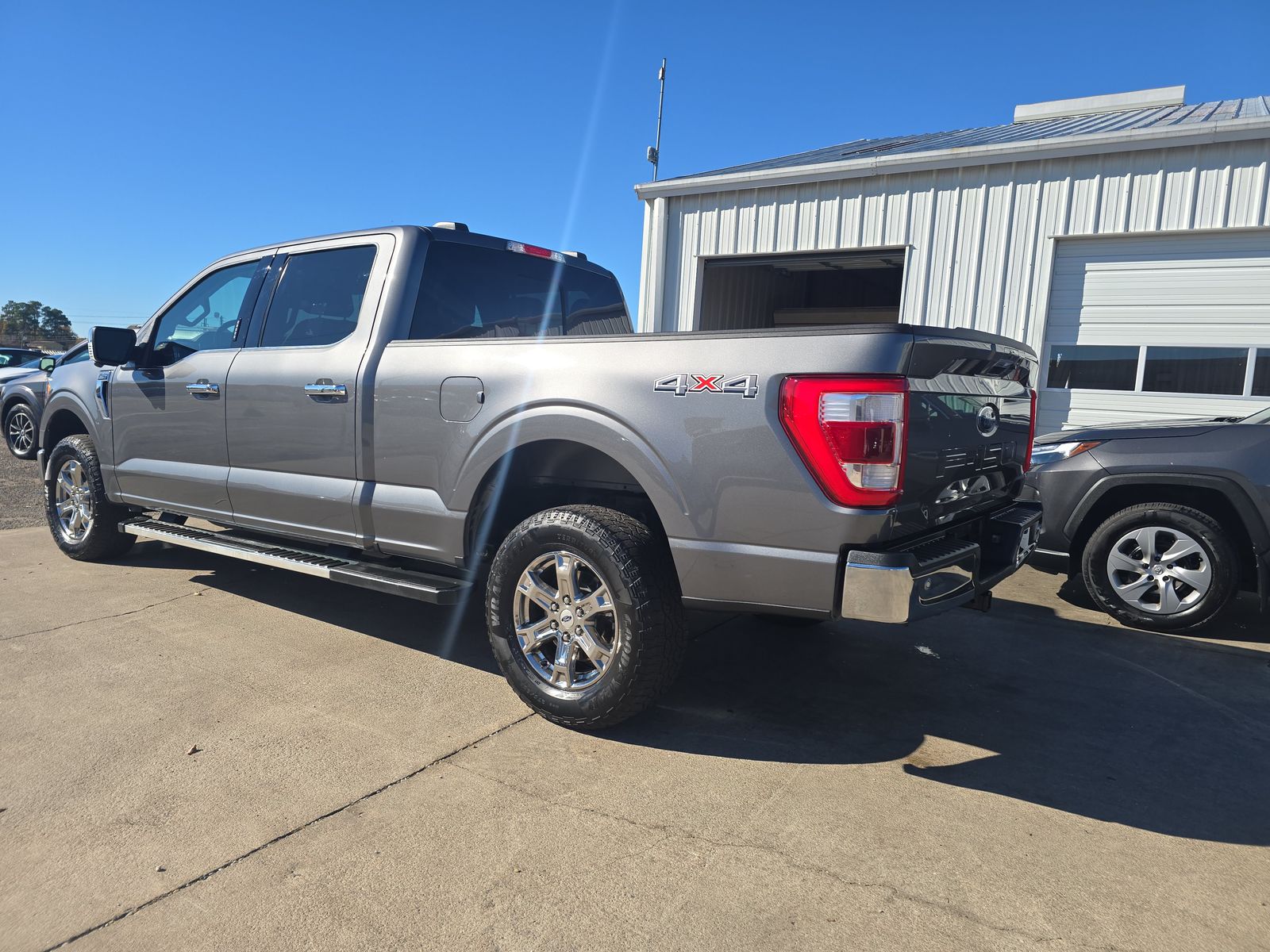 2023 Ford F-150 Lariat AWD