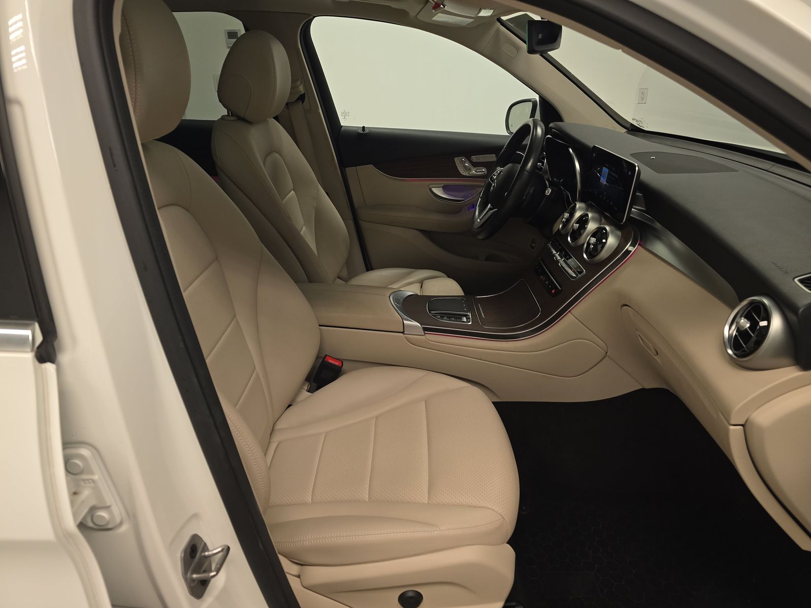 2022 Mercedes-Benz GLC GLC 300 AWD