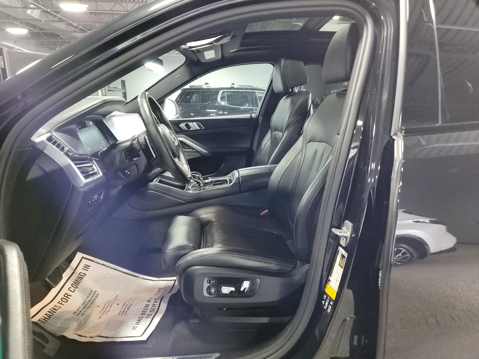 2021 BMW X6 M50i AWD