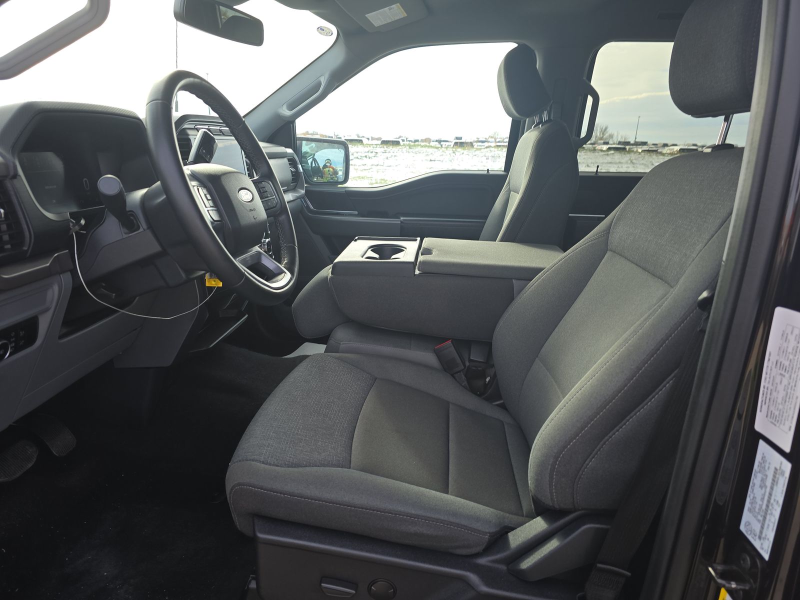 2024 Ford F-150 XLT AWD