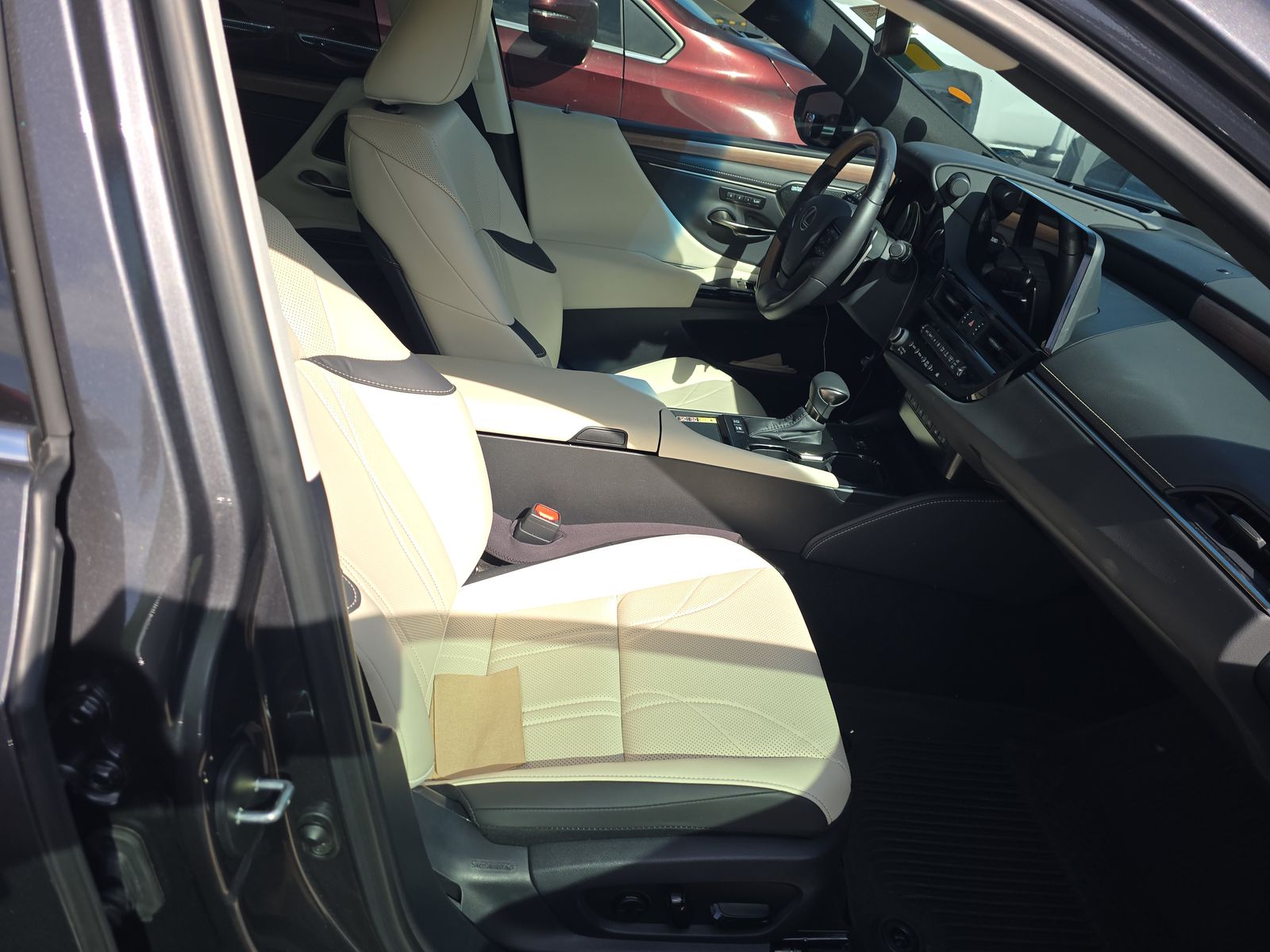 2024 Lexus ES ES 300h Ultra Luxury FWD