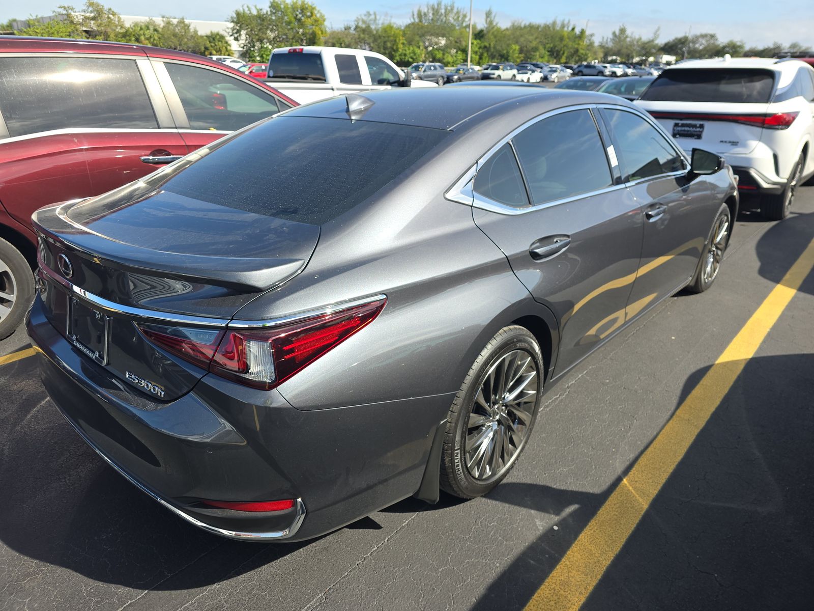 2024 Lexus ES ES 300h Ultra Luxury FWD