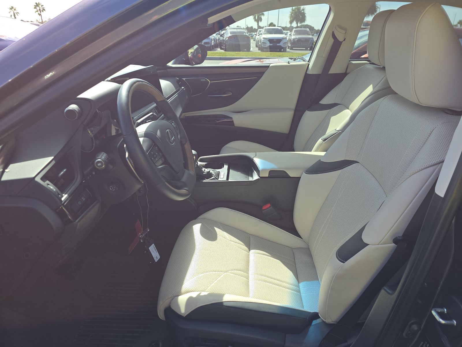 2024 Lexus ES ES 300h Ultra Luxury FWD