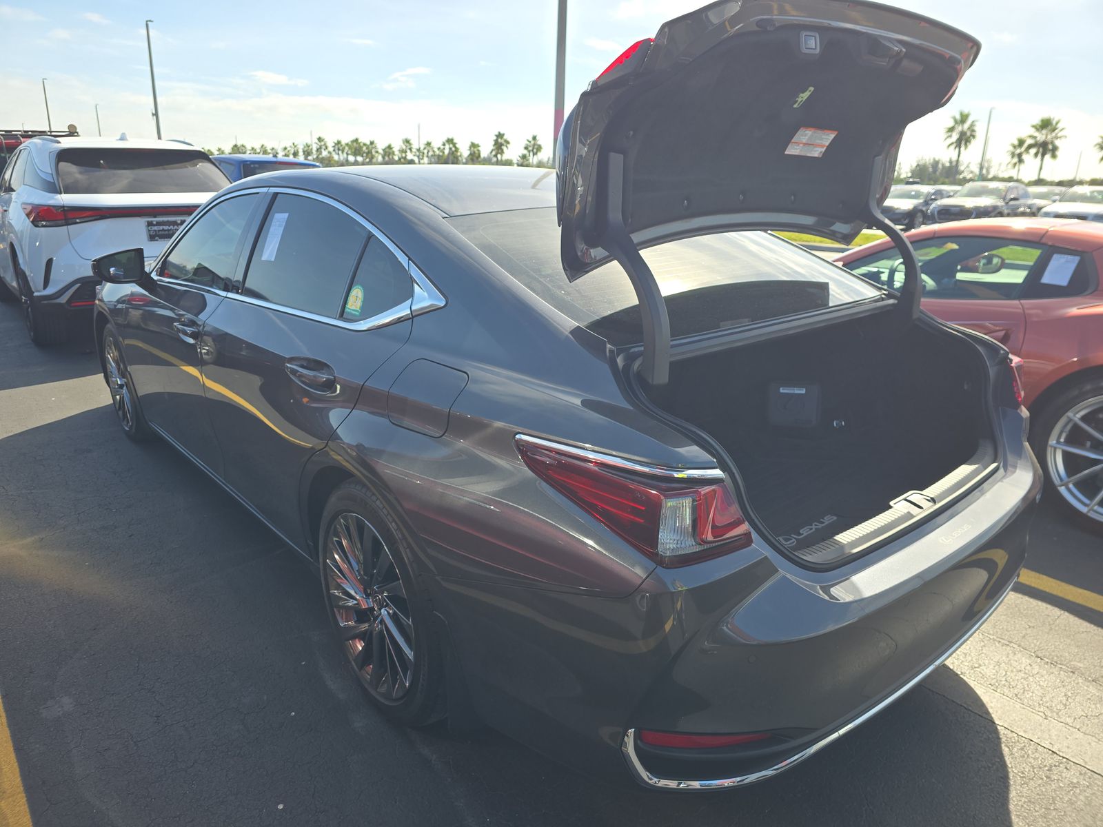 2024 Lexus ES ES 300h Ultra Luxury FWD