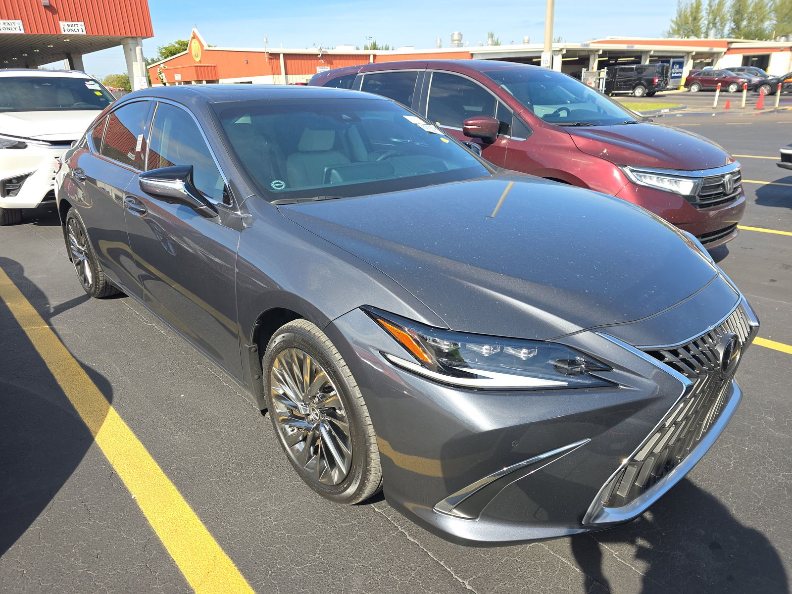 2024 Lexus ES ES 300h Ultra Luxury FWD