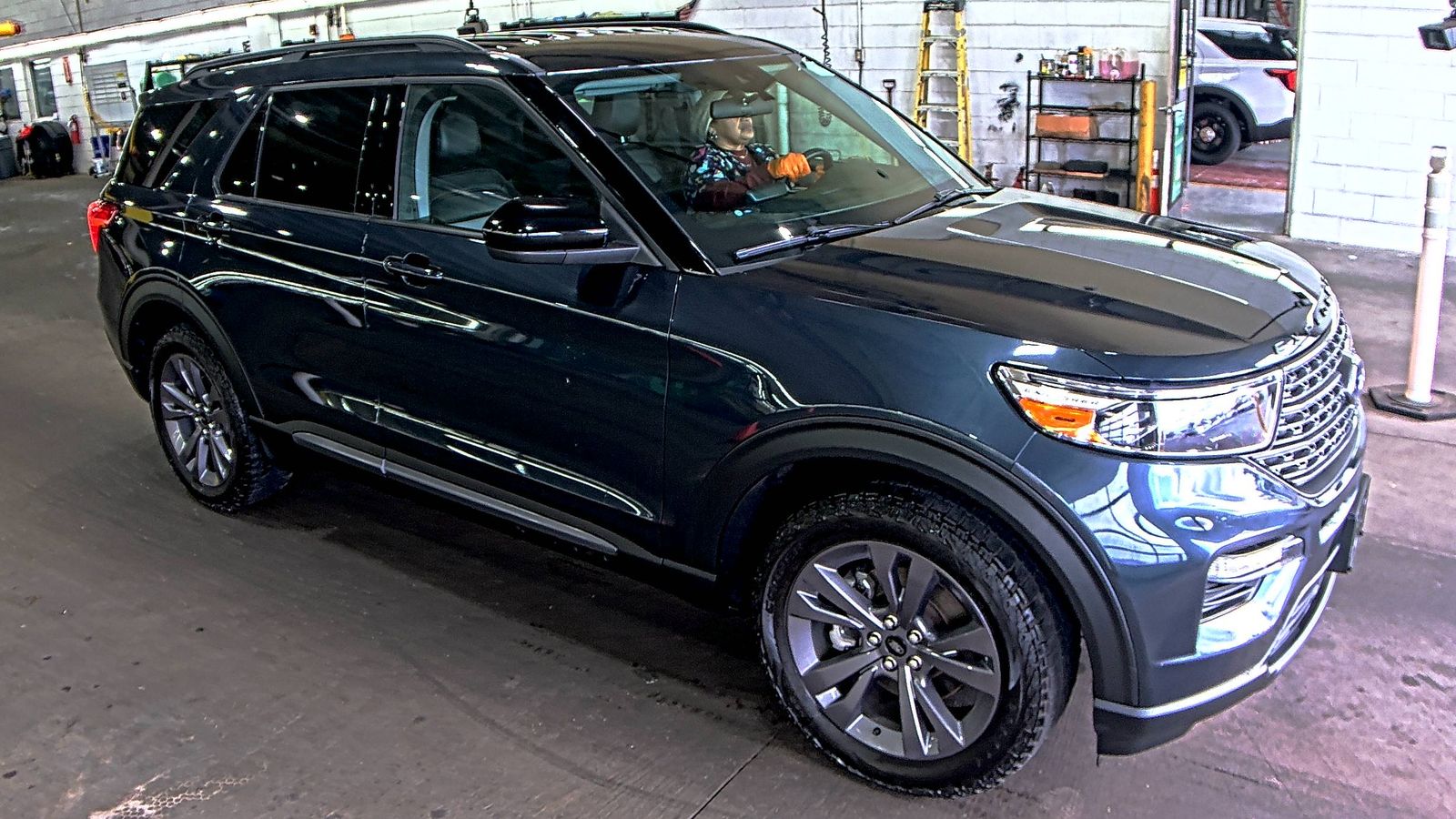 2022 Ford Explorer XLT AWD