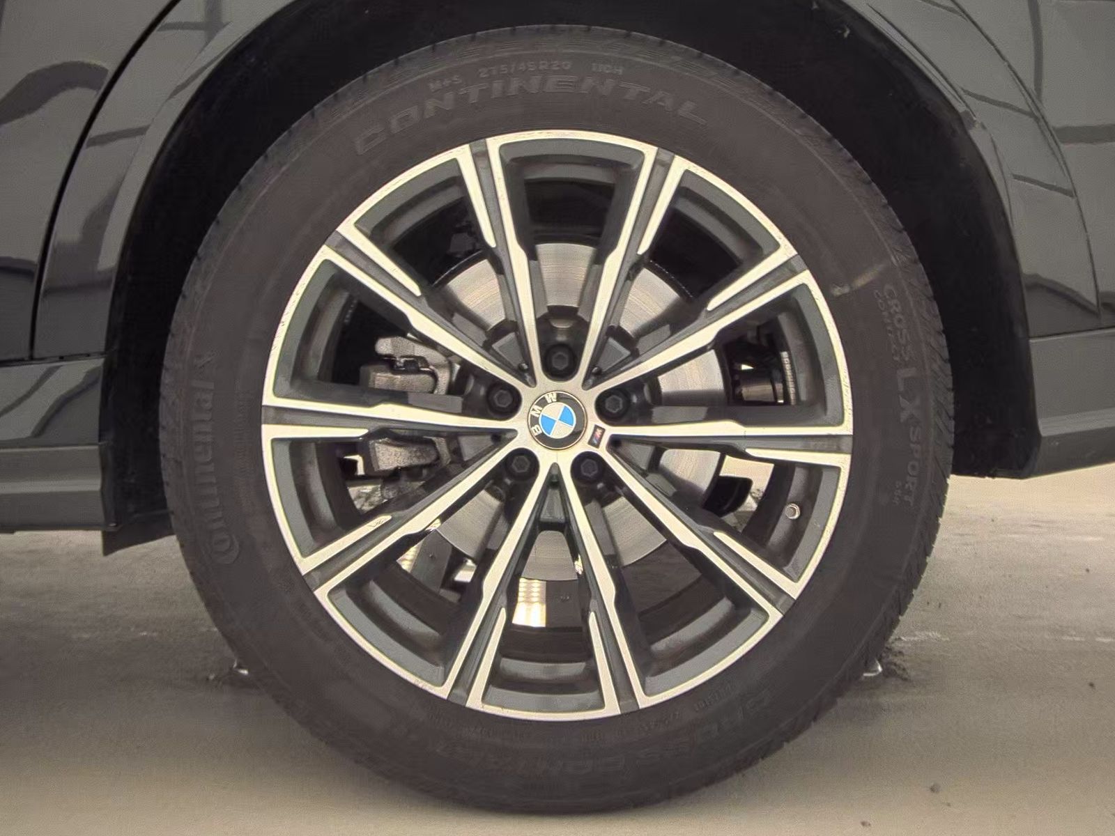 2024 BMW X6 xDrive40i AWD