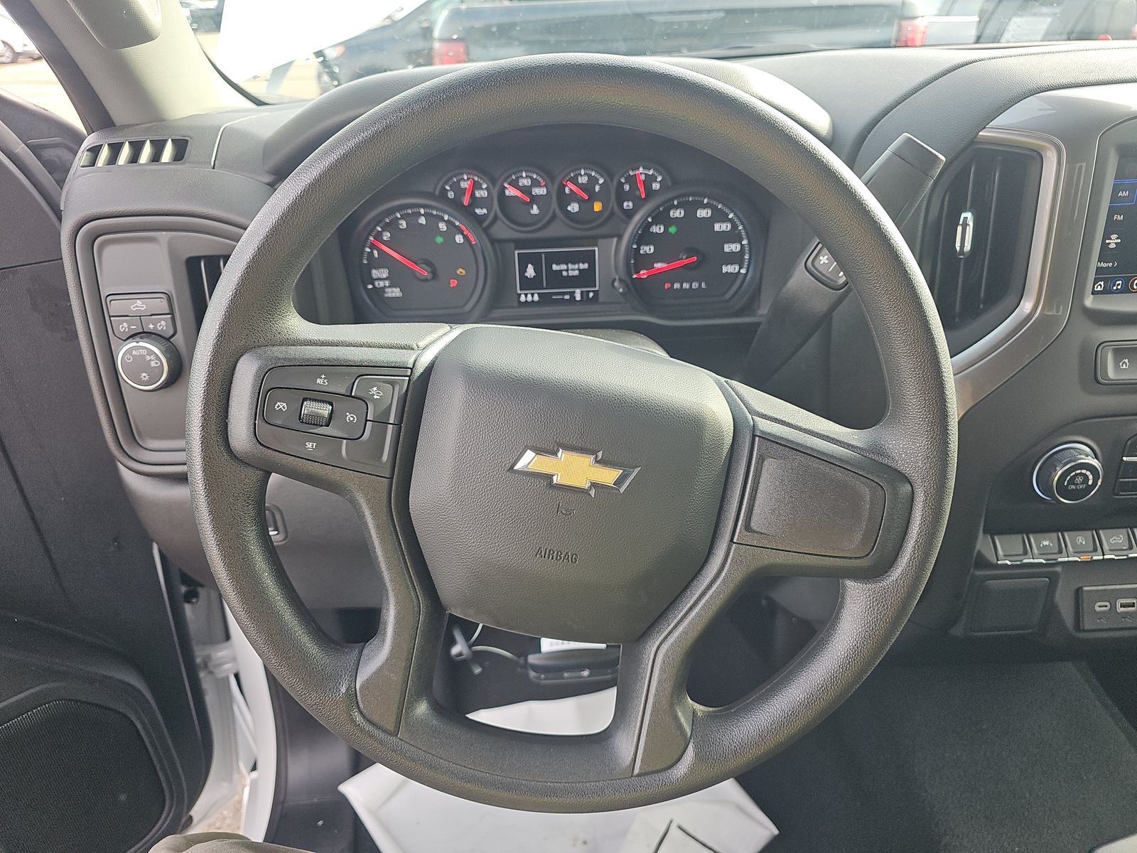 2025 Chevrolet Silverado 1500 Custom RWD