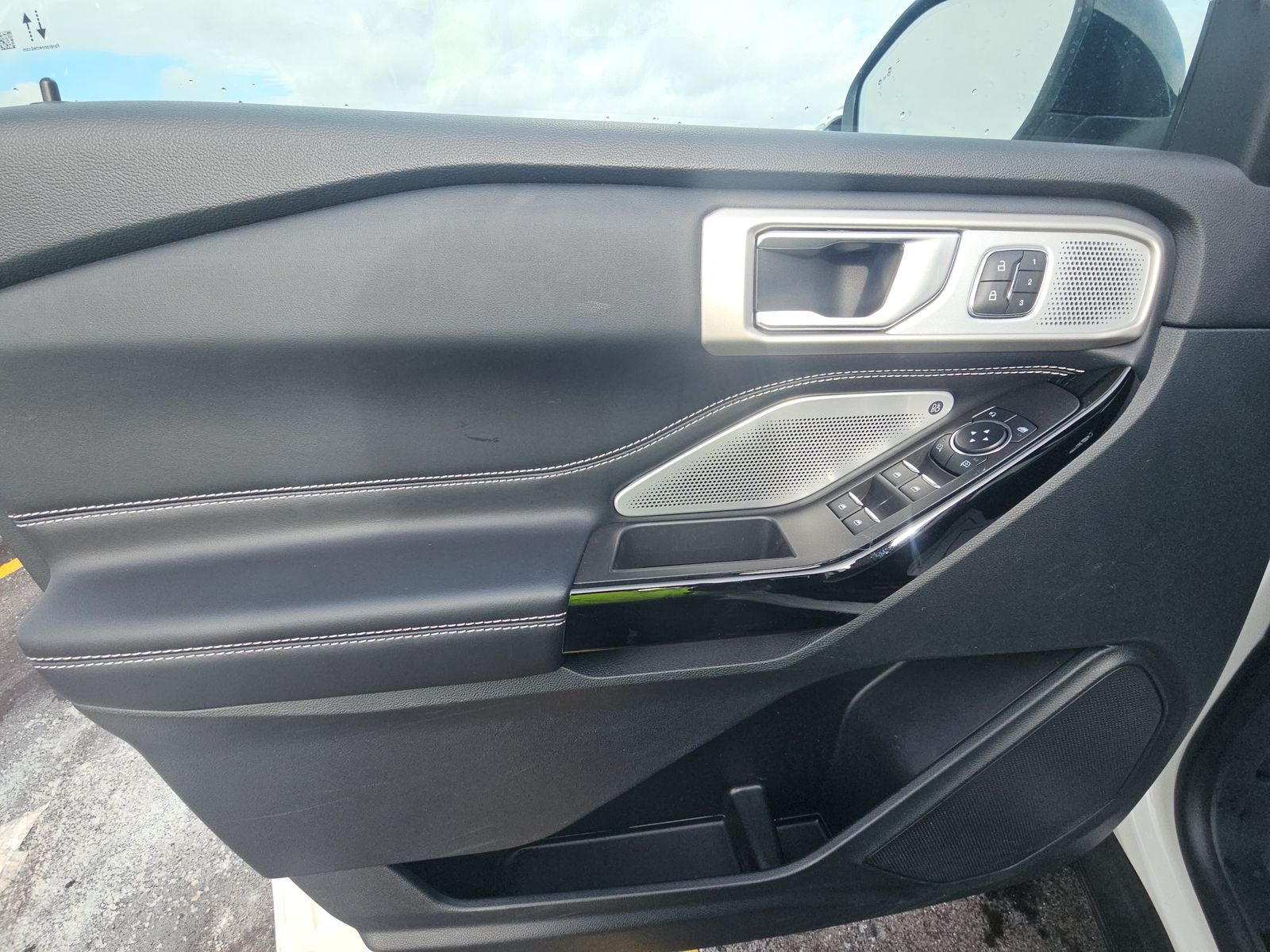 2023 Ford Explorer ST AWD