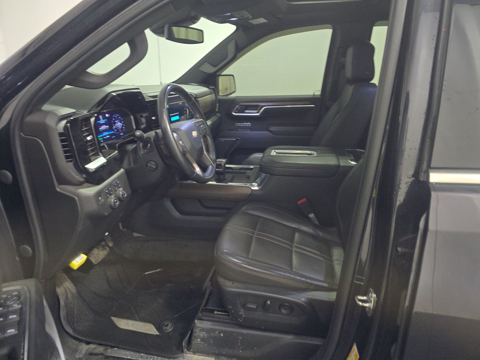 2022 Chevrolet Silverado 1500 High Country AWD