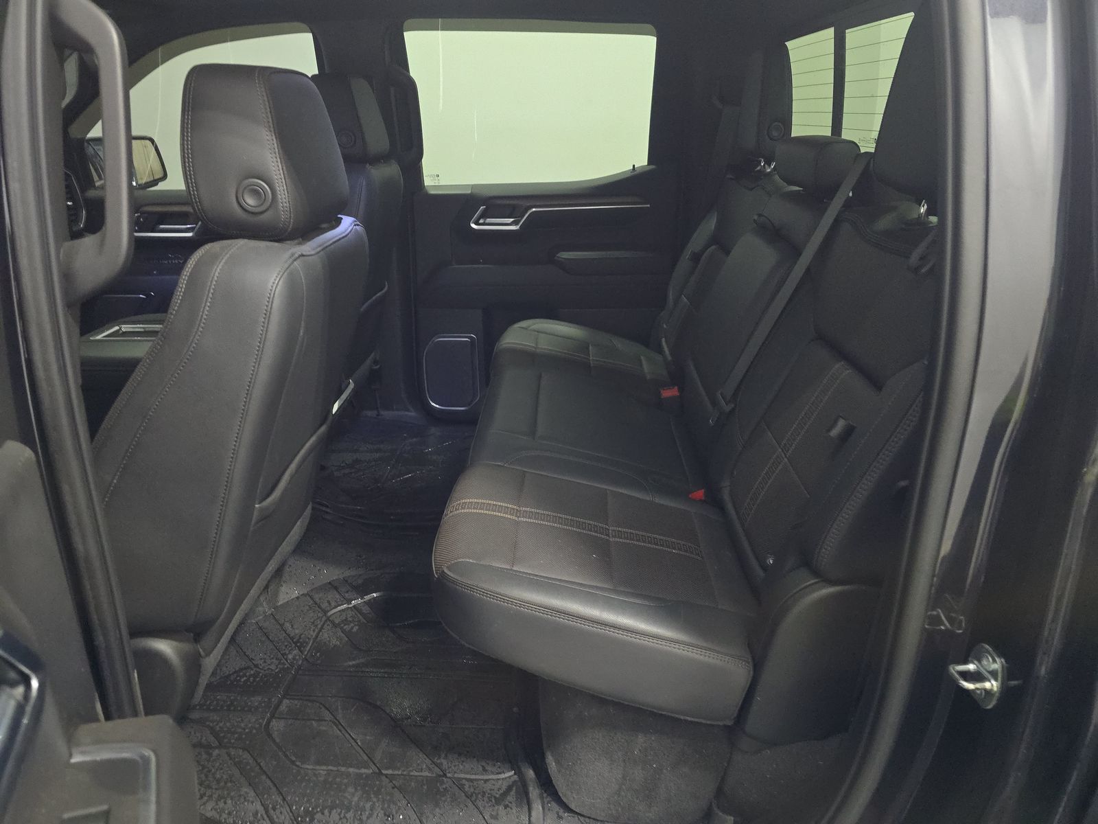 2022 Chevrolet Silverado 1500 High Country AWD